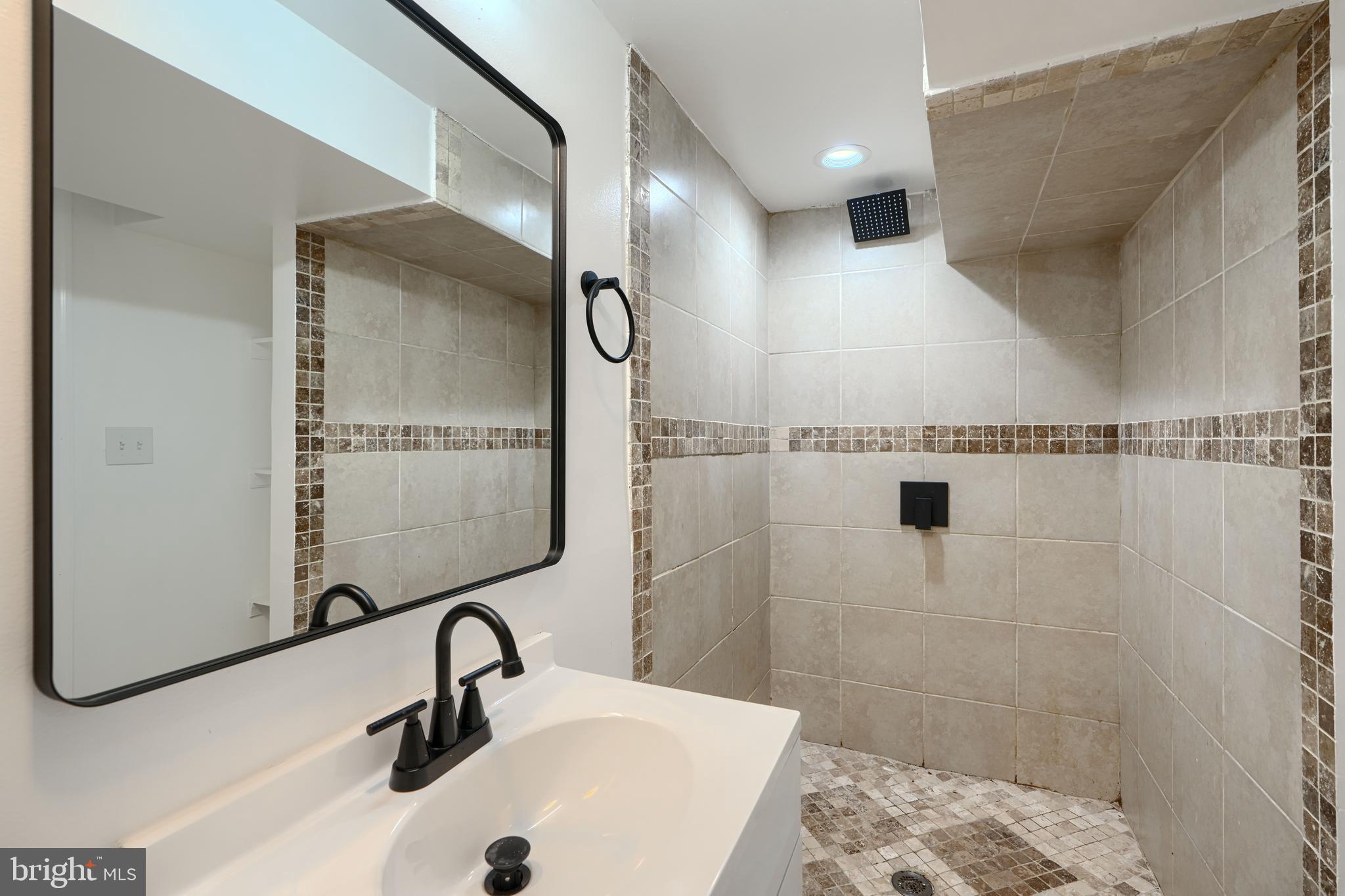 WALTHERSON - Residential