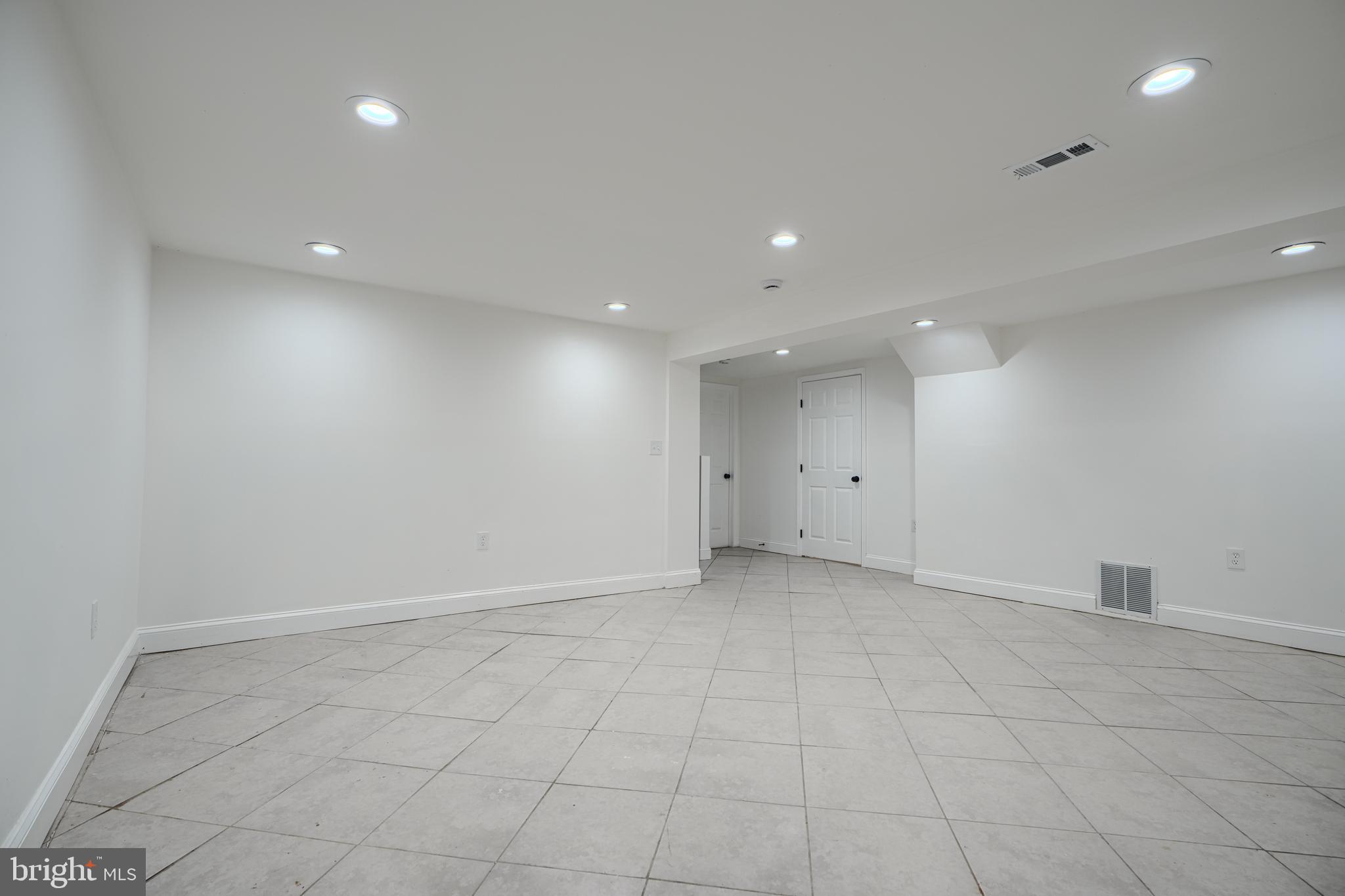 WALTHERSON - Residential