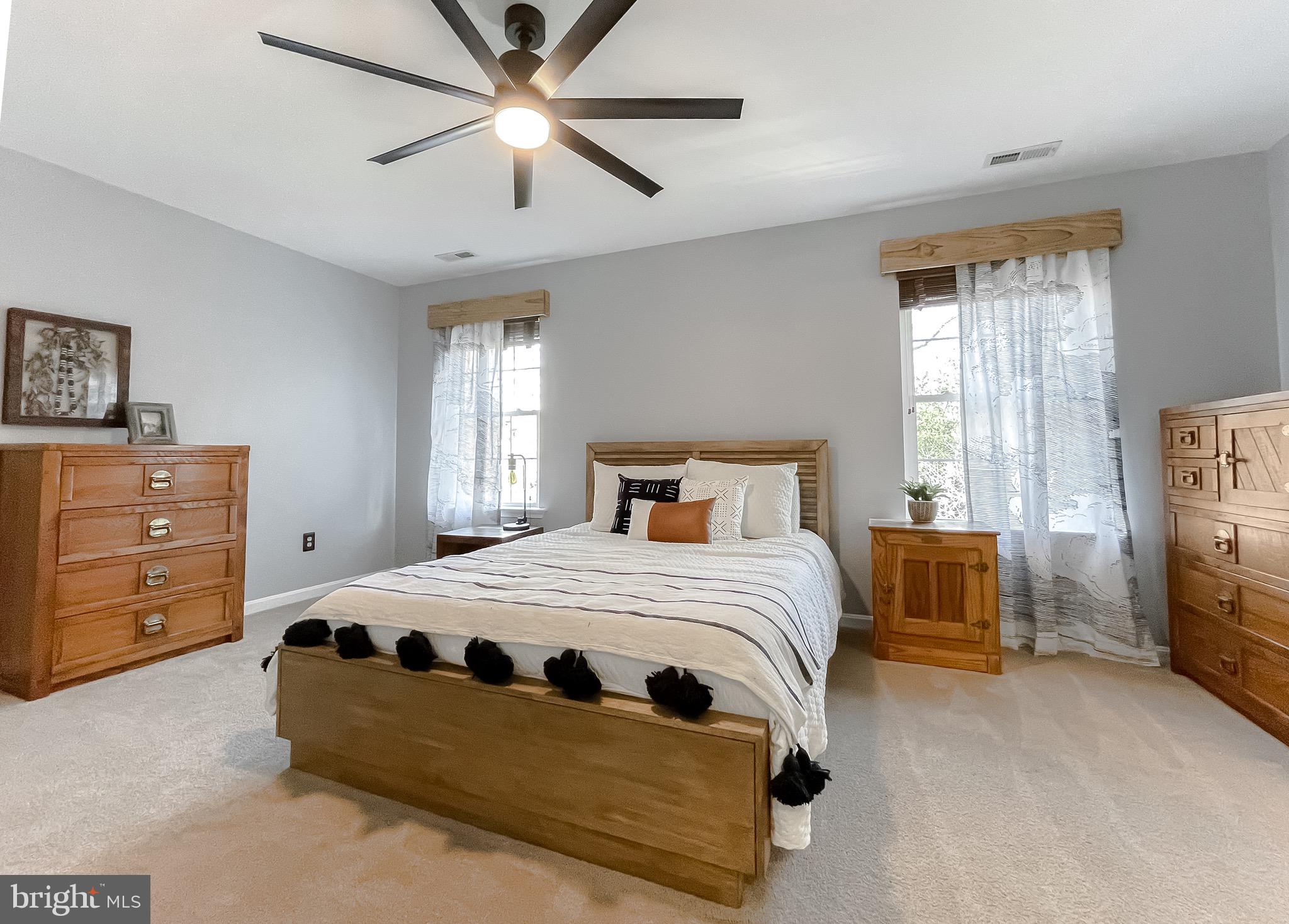 MEADOW LAKE - Residential