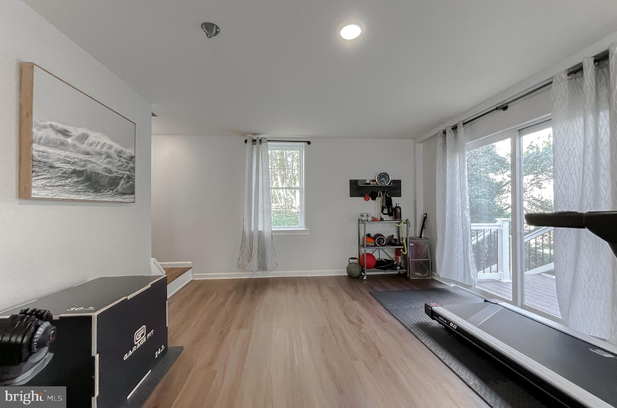 MEADOW LAKE - Residential