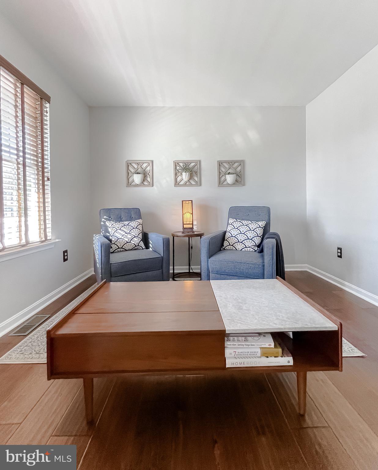 MEADOW LAKE - Residential