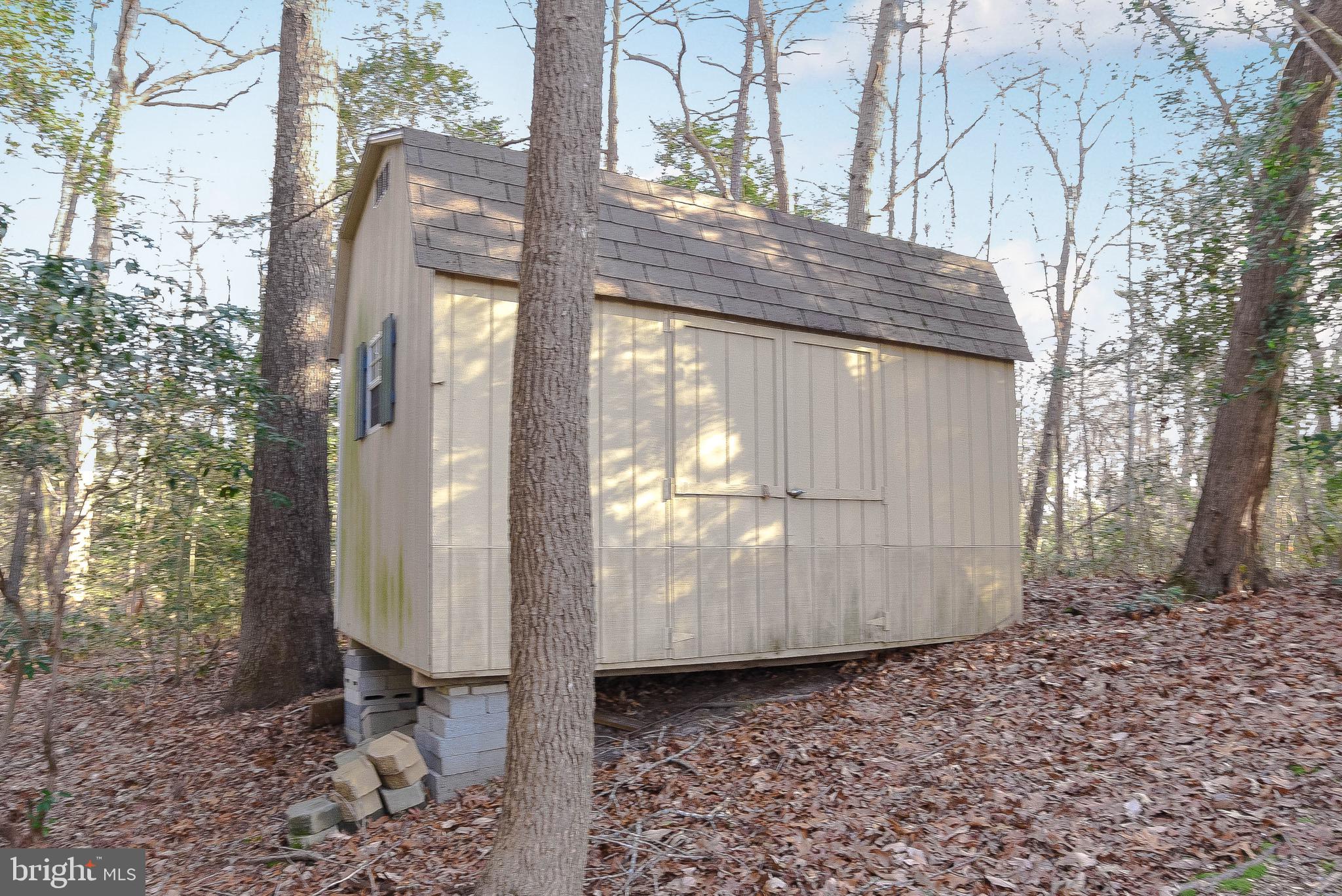 MEADOW LAKE - Residential