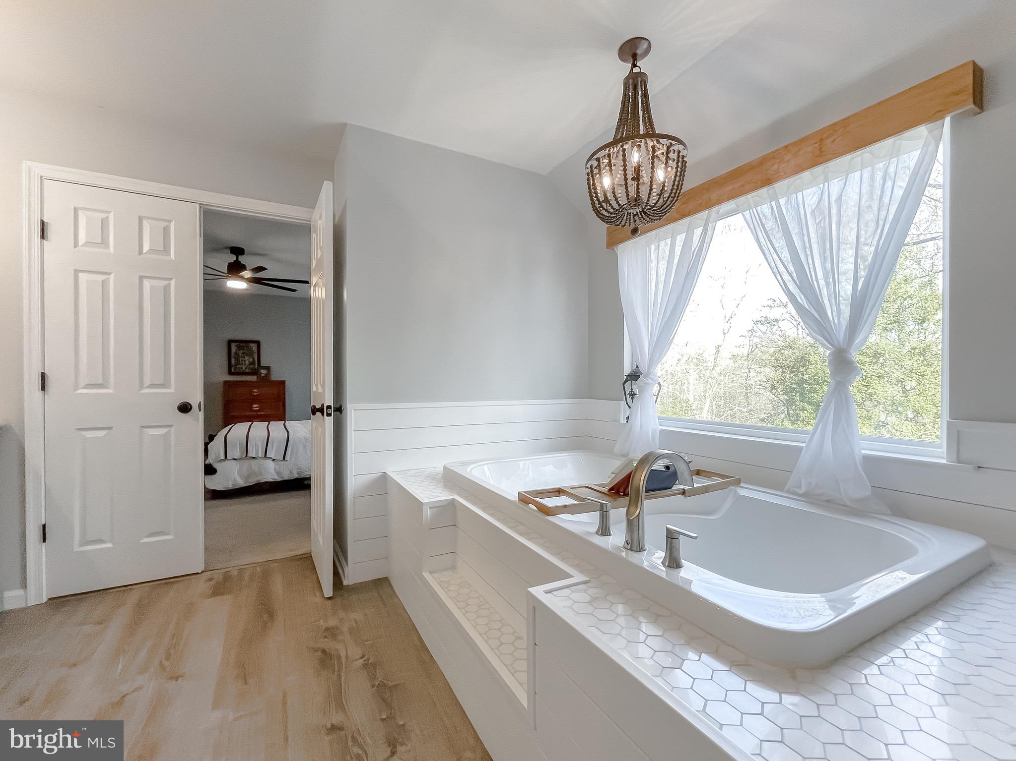 MEADOW LAKE - Residential