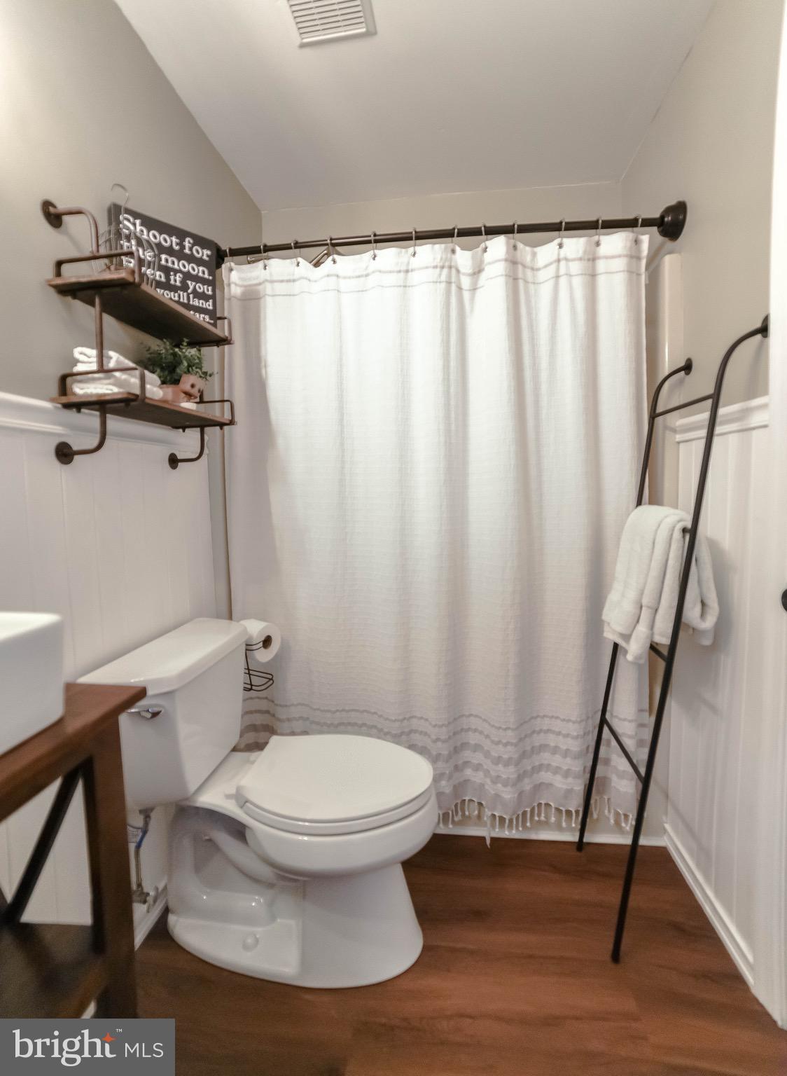 MEADOW LAKE - Residential