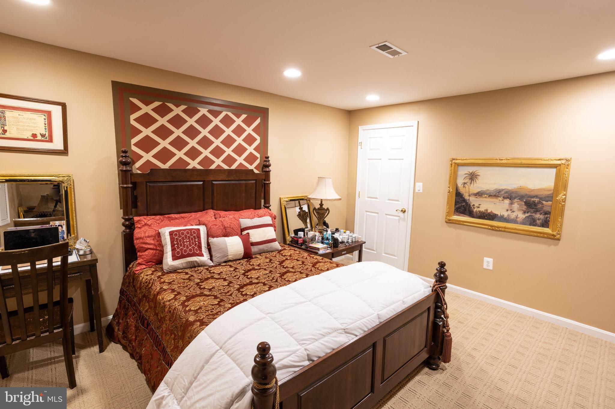 PIEDMONT - Residential