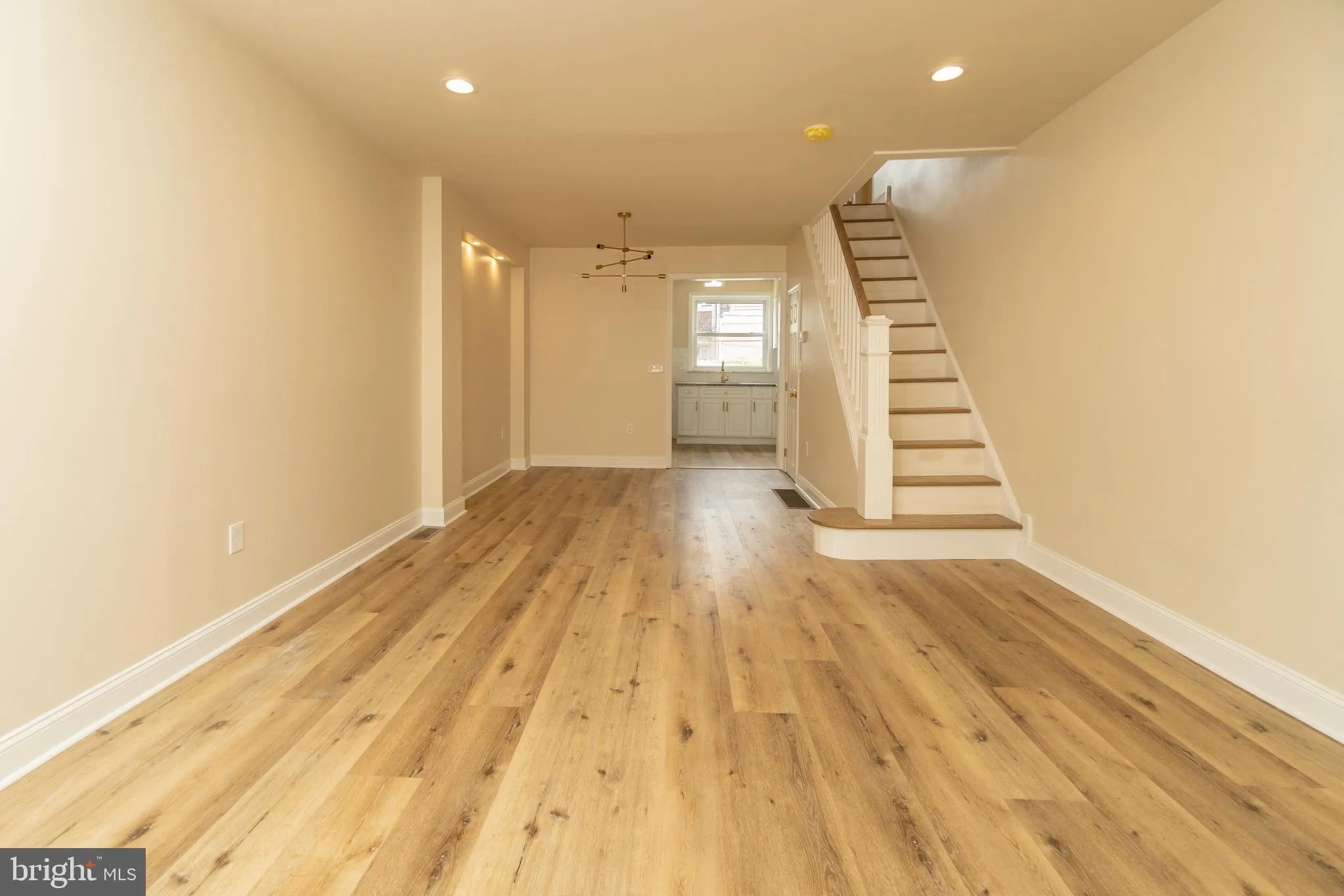 Philadelphia, Pennsylvania 19145, United States, 3 Bedrooms Bedrooms, ,1 BathroomBathrooms,Residential,Active,6315