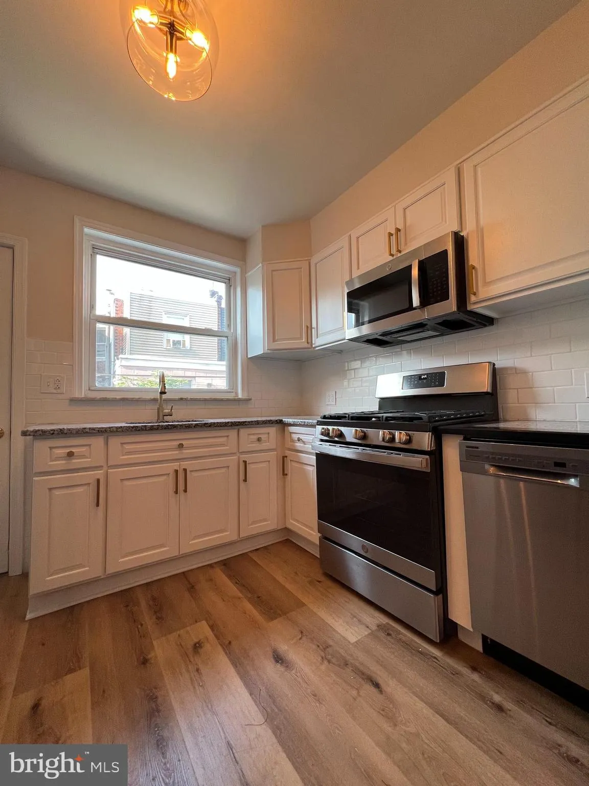 Philadelphia, Pennsylvania 19145, United States, 3 Bedrooms Bedrooms, ,1 BathroomBathrooms,Residential,Active,6315