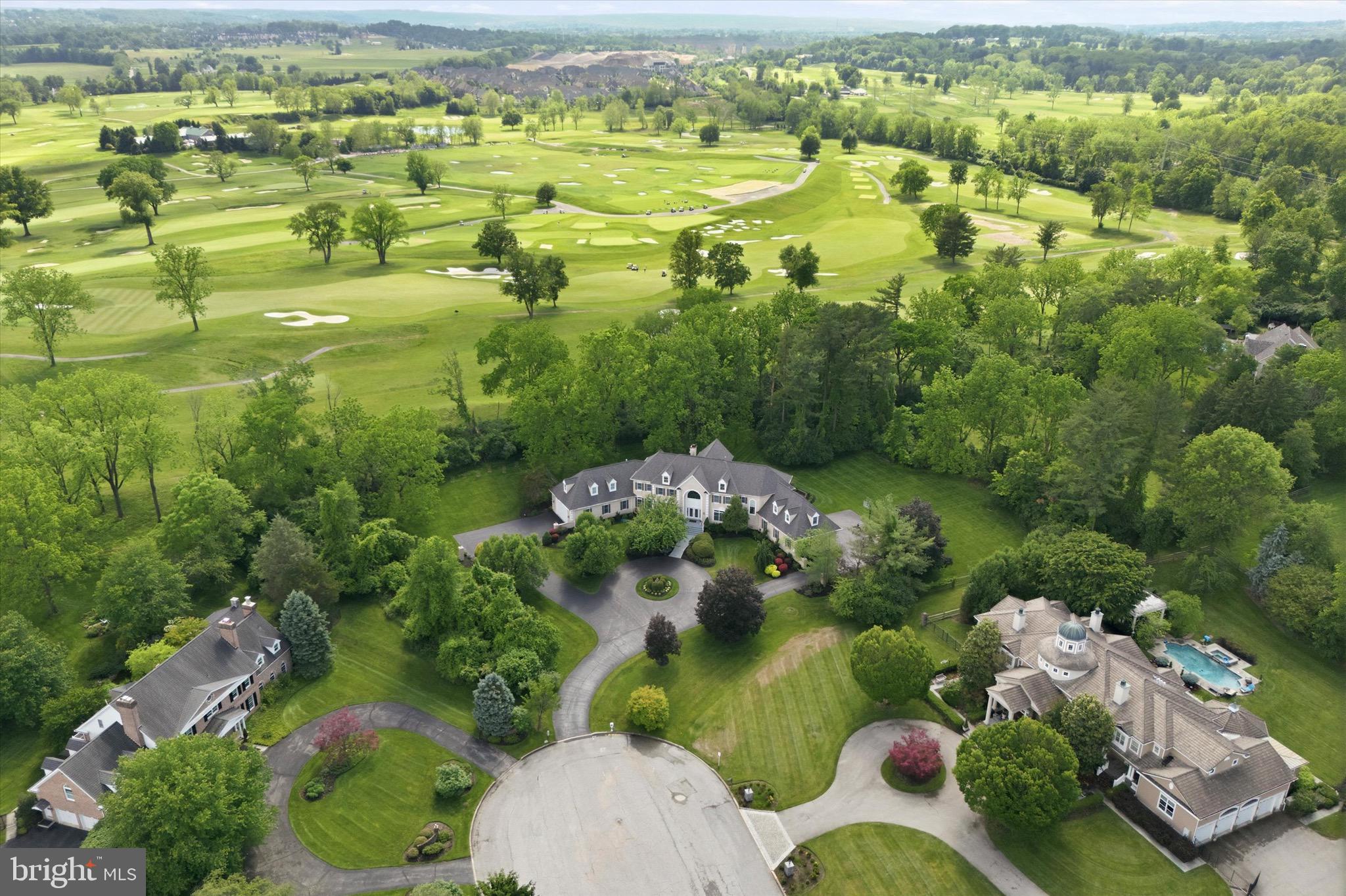 COUNTRY CLUB ESTS - Residential