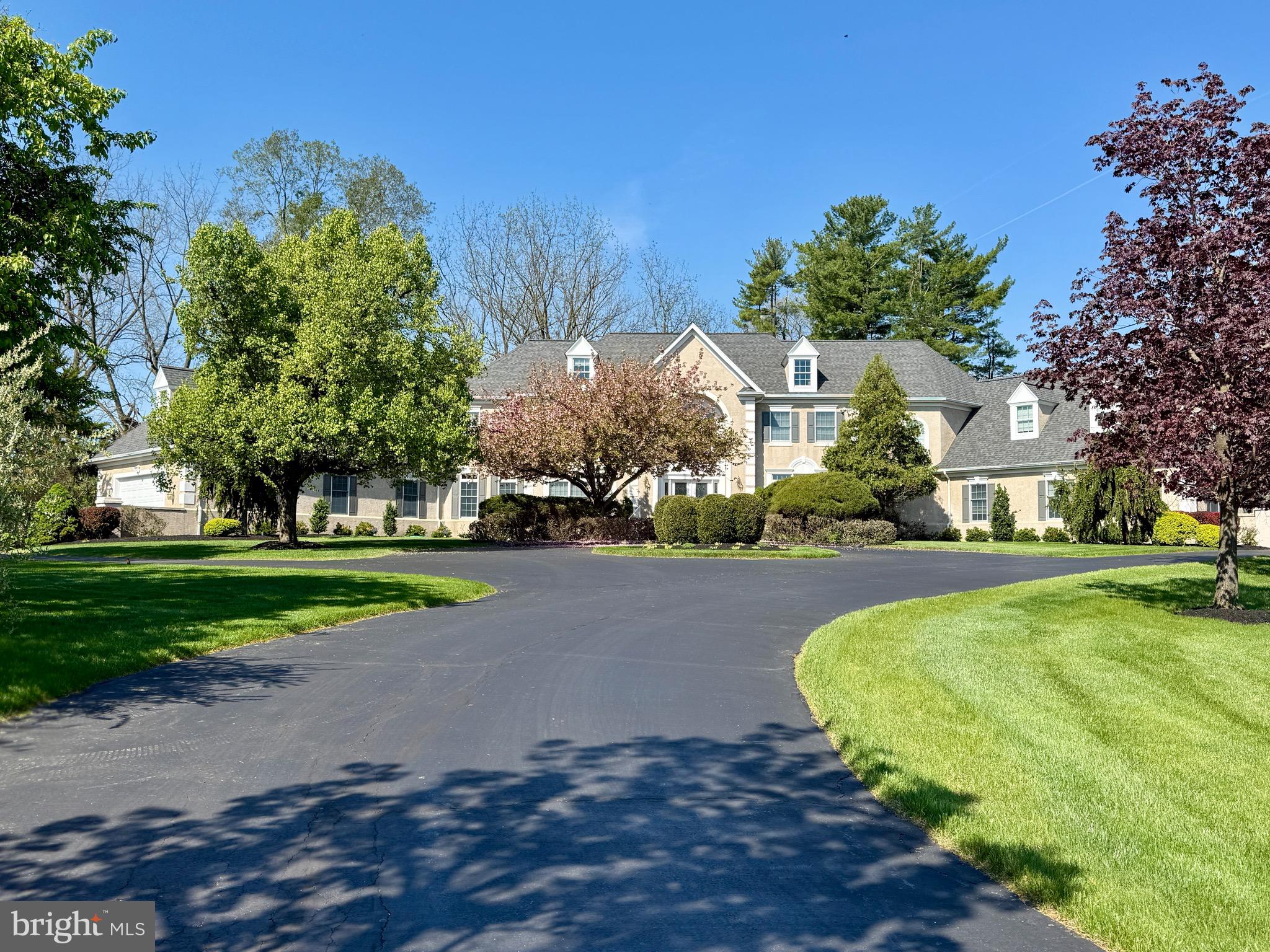 COUNTRY CLUB ESTS - Residential