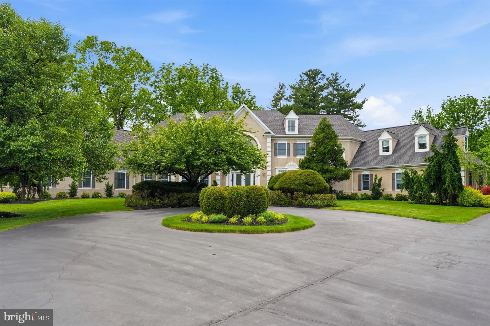 COUNTRY CLUB ESTS - Residential
