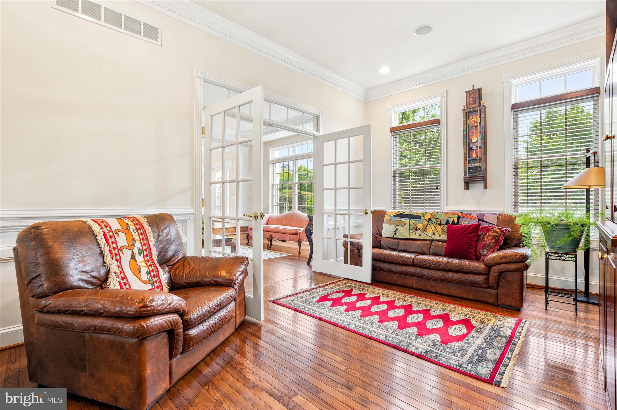 COUNTRY CLUB ESTS - Residential