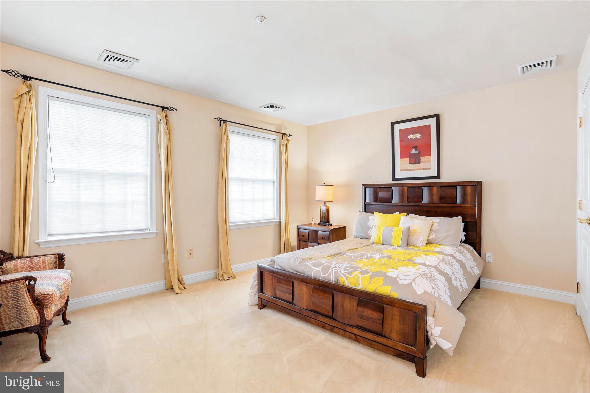COUNTRY CLUB ESTS - Residential