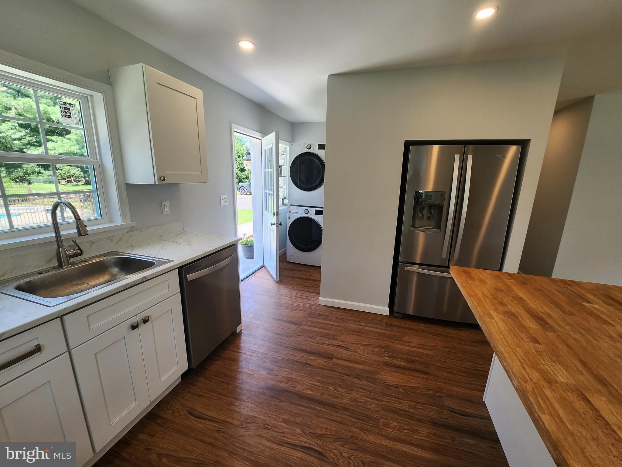 JOHNSON COMMONS - Residential