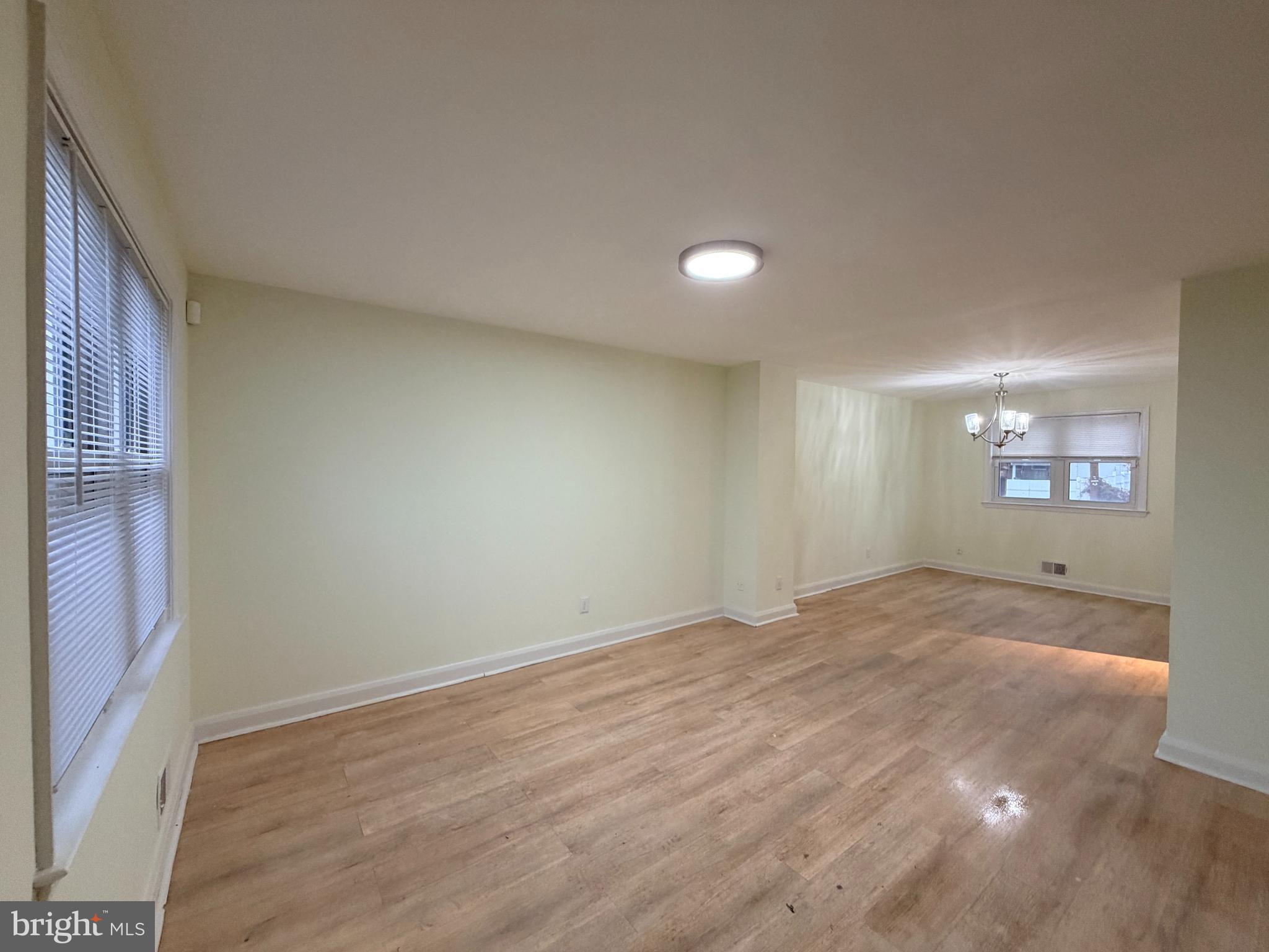 HILLENDALE - Residential Lease