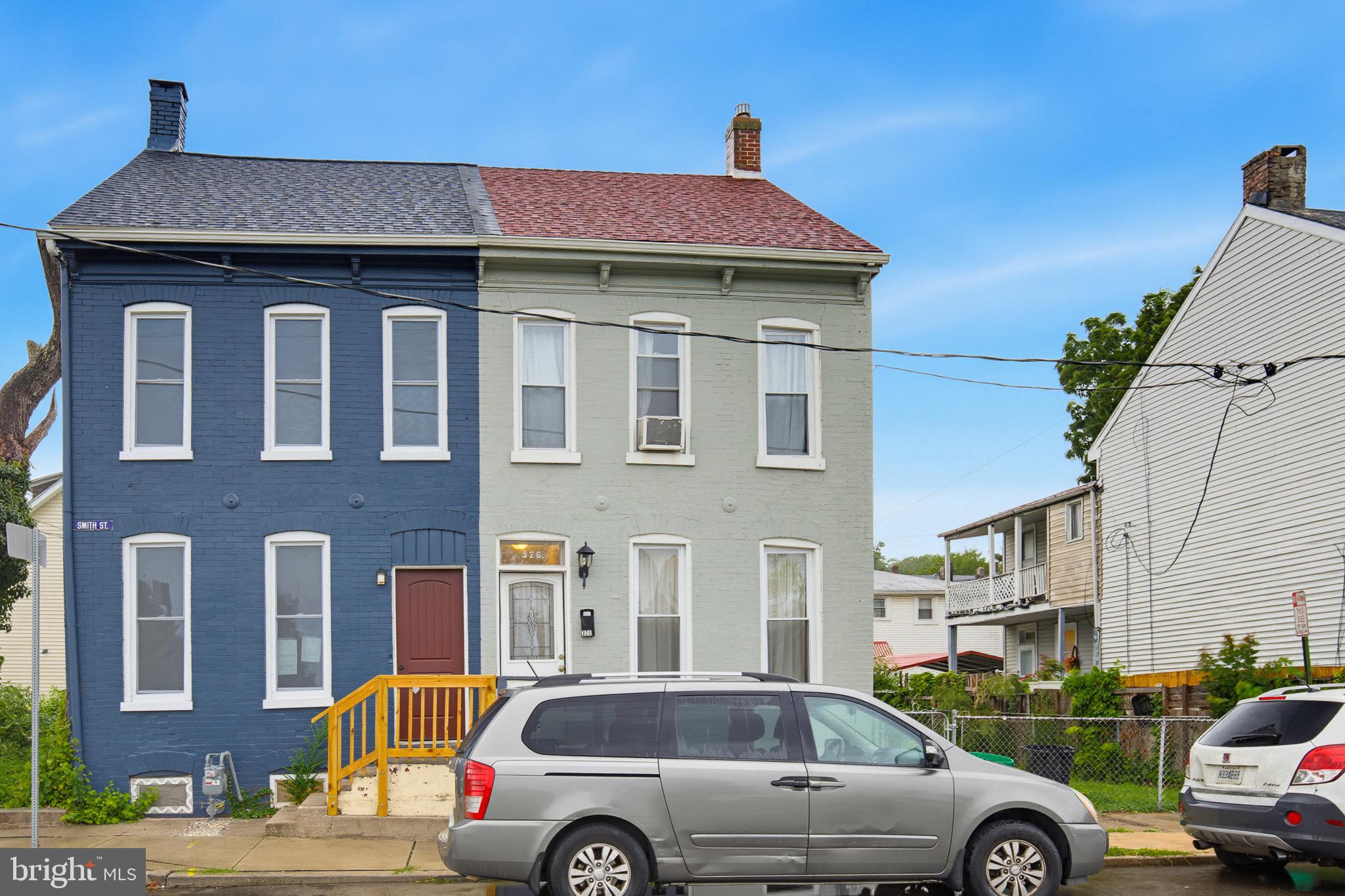 326 SMITH STREET