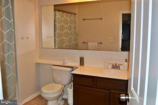 REYNOLDS PROSPECT - Residential Lease