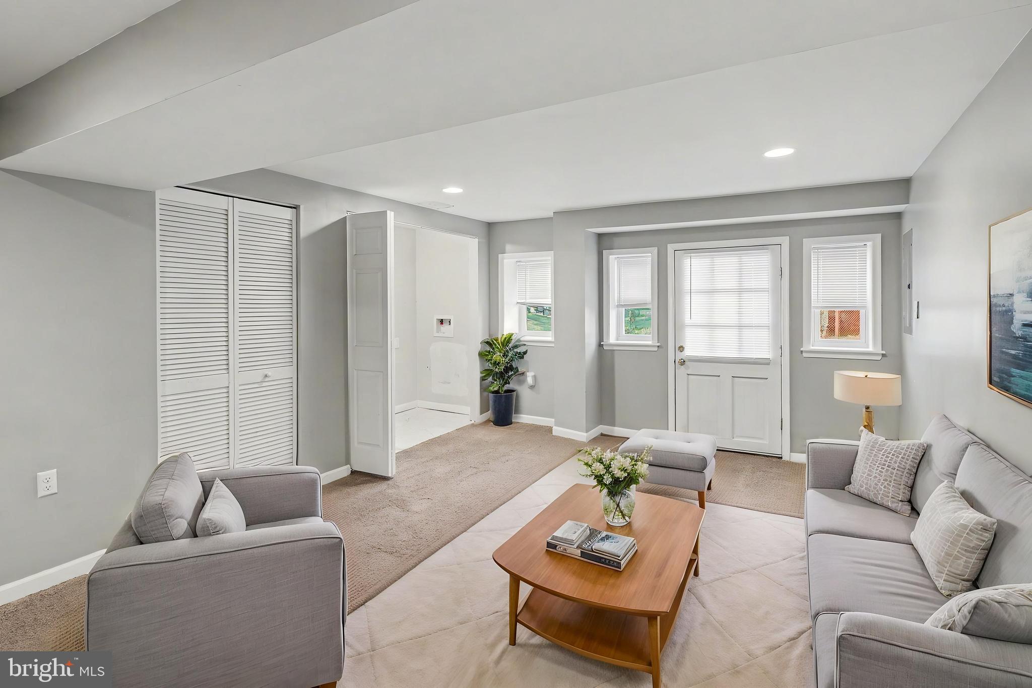 LEEDOM ESTS - Residential