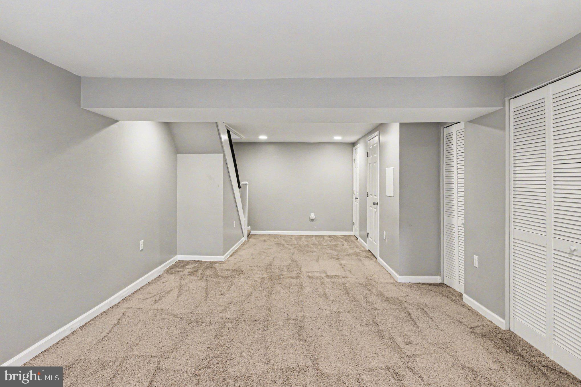 LEEDOM ESTS - Residential