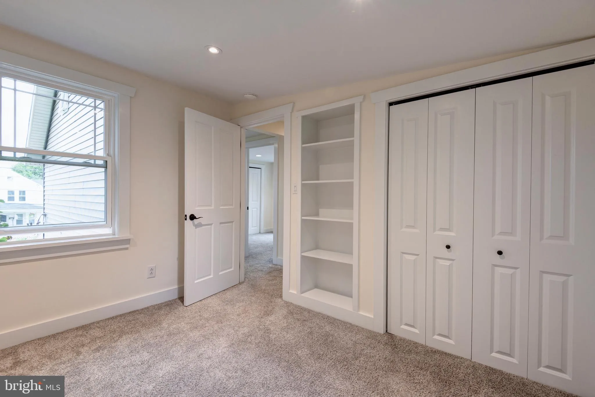 Oxford, Pennsylvania 19363, United States, 4 Bedrooms Bedrooms, ,1 BathroomBathrooms,Residential,Pending,197351