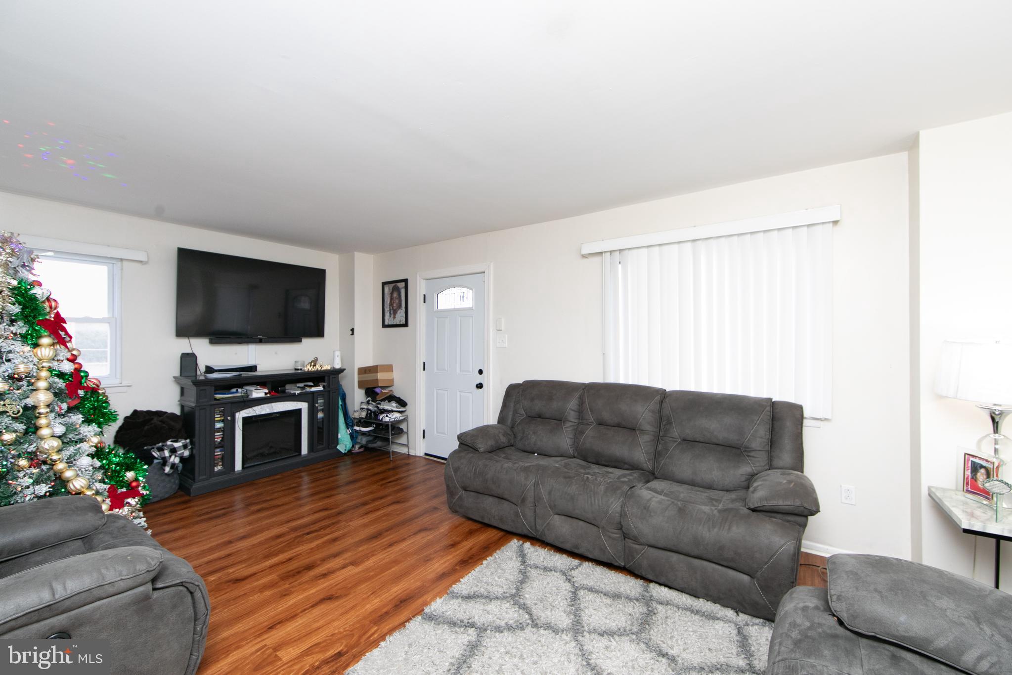 SHARON HILL - Residential