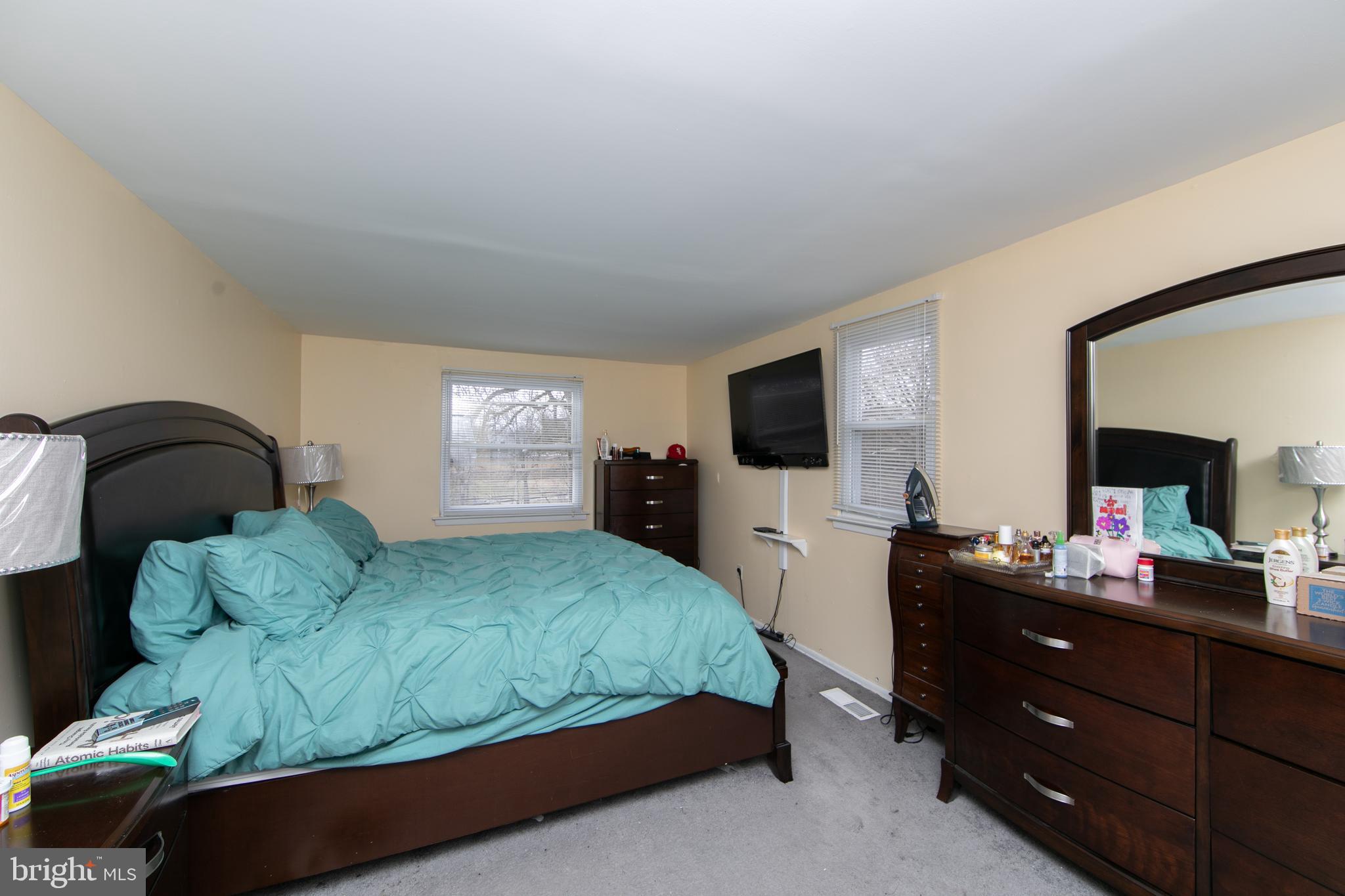 SHARON HILL - Residential