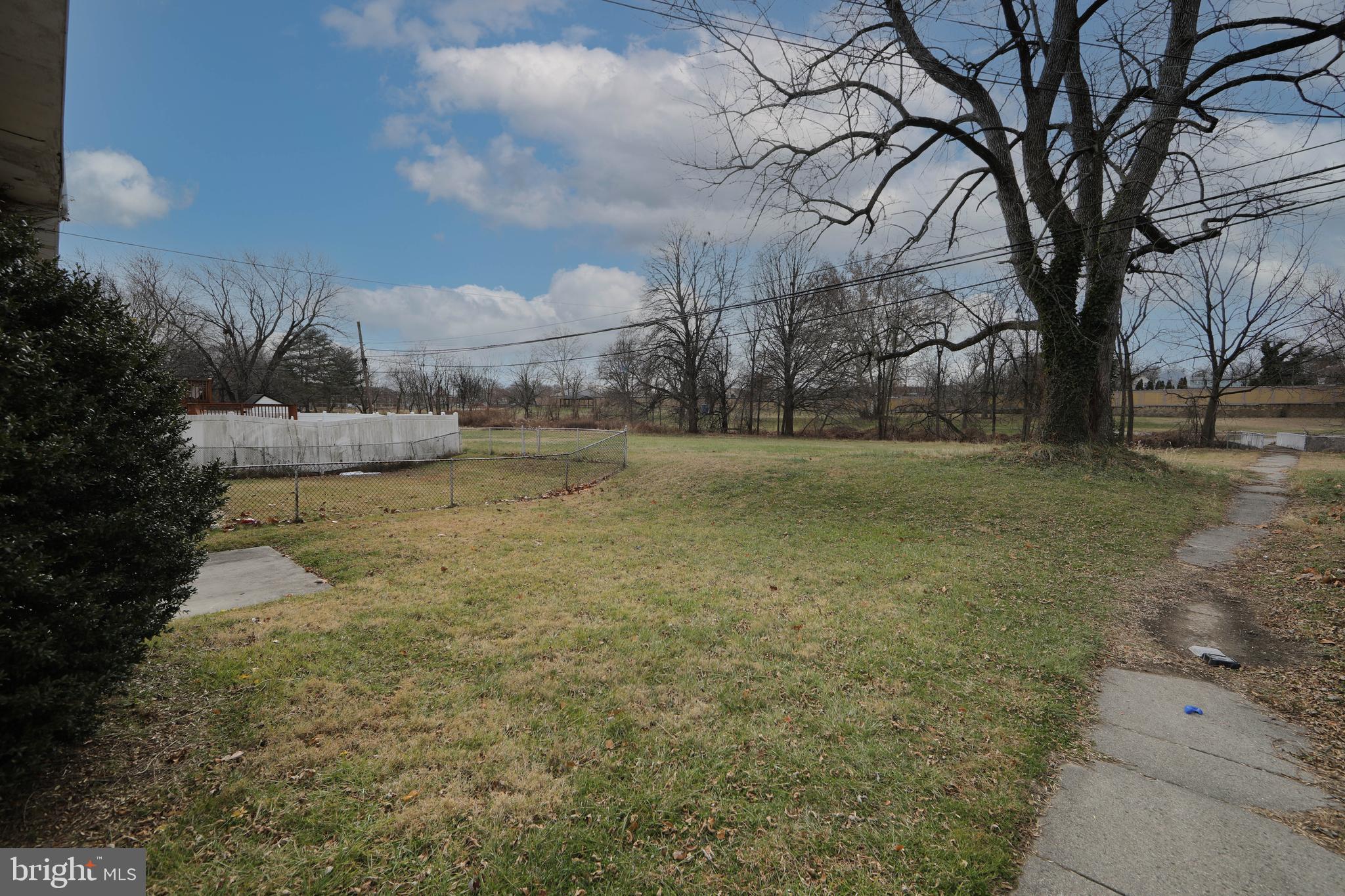 SHARON HILL - Residential