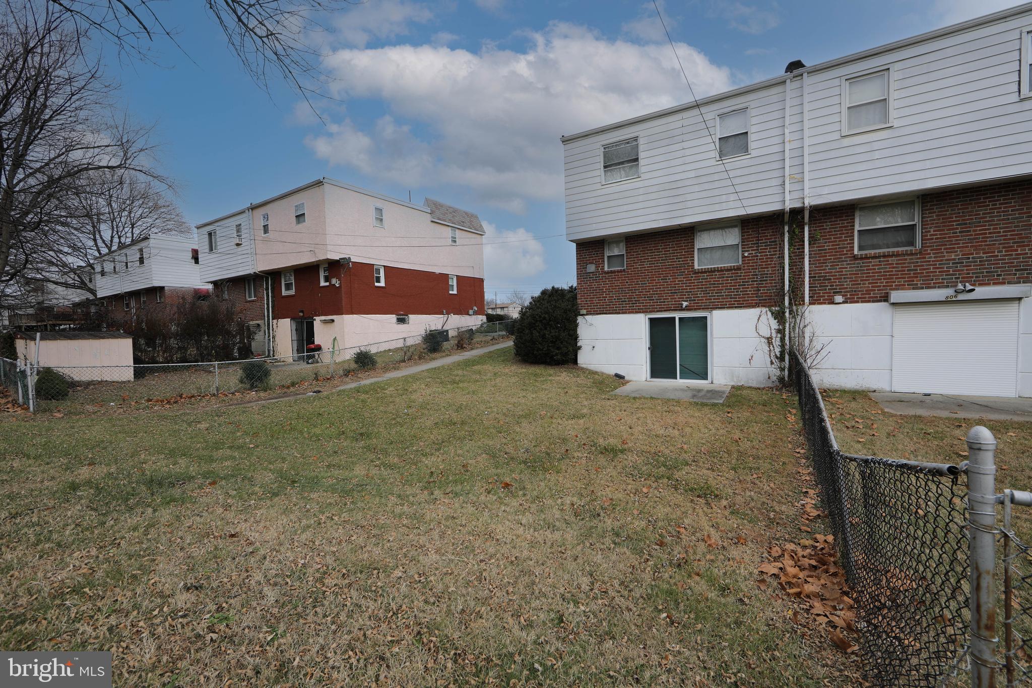 SHARON HILL - Residential