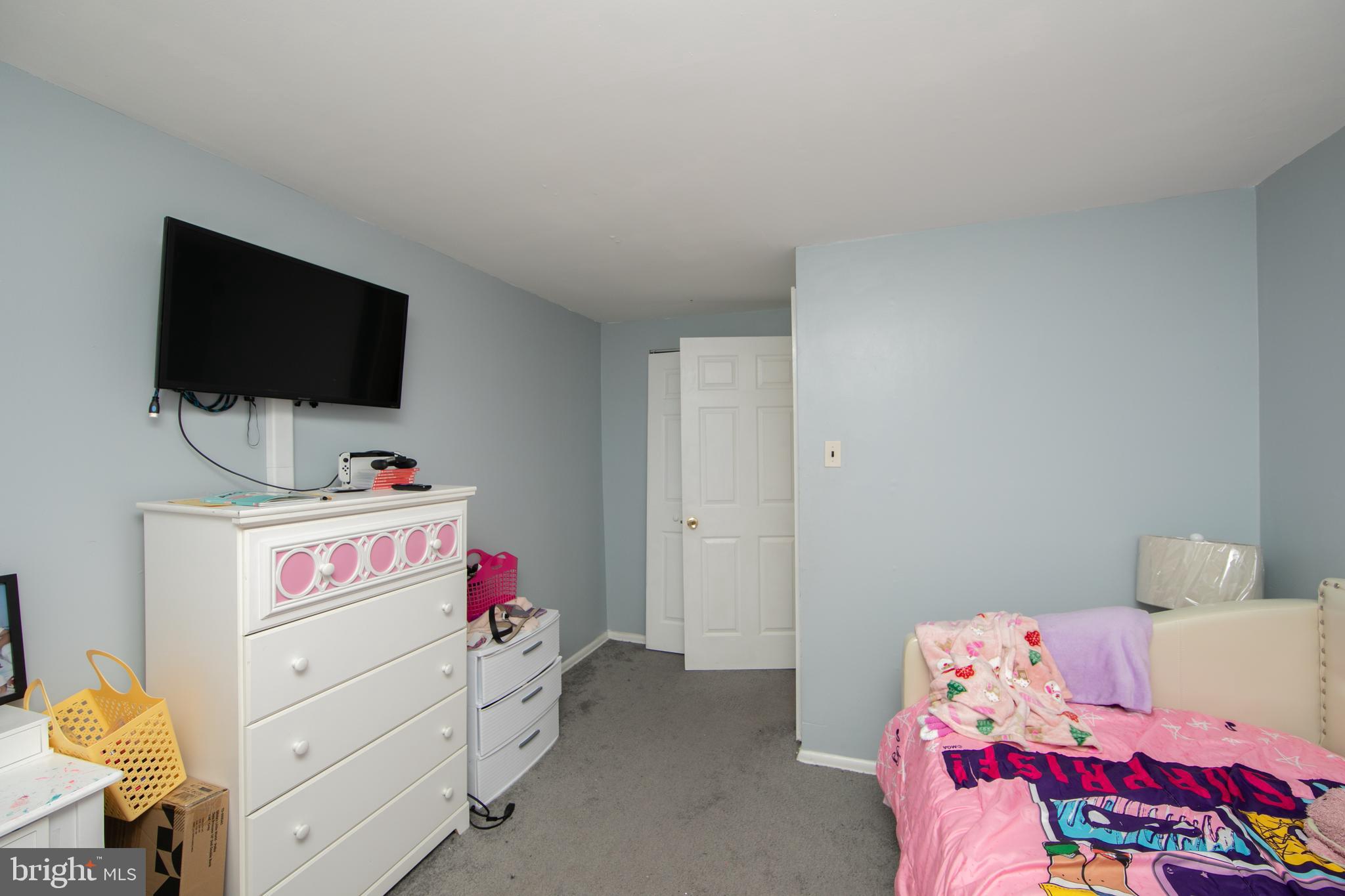 SHARON HILL - Residential