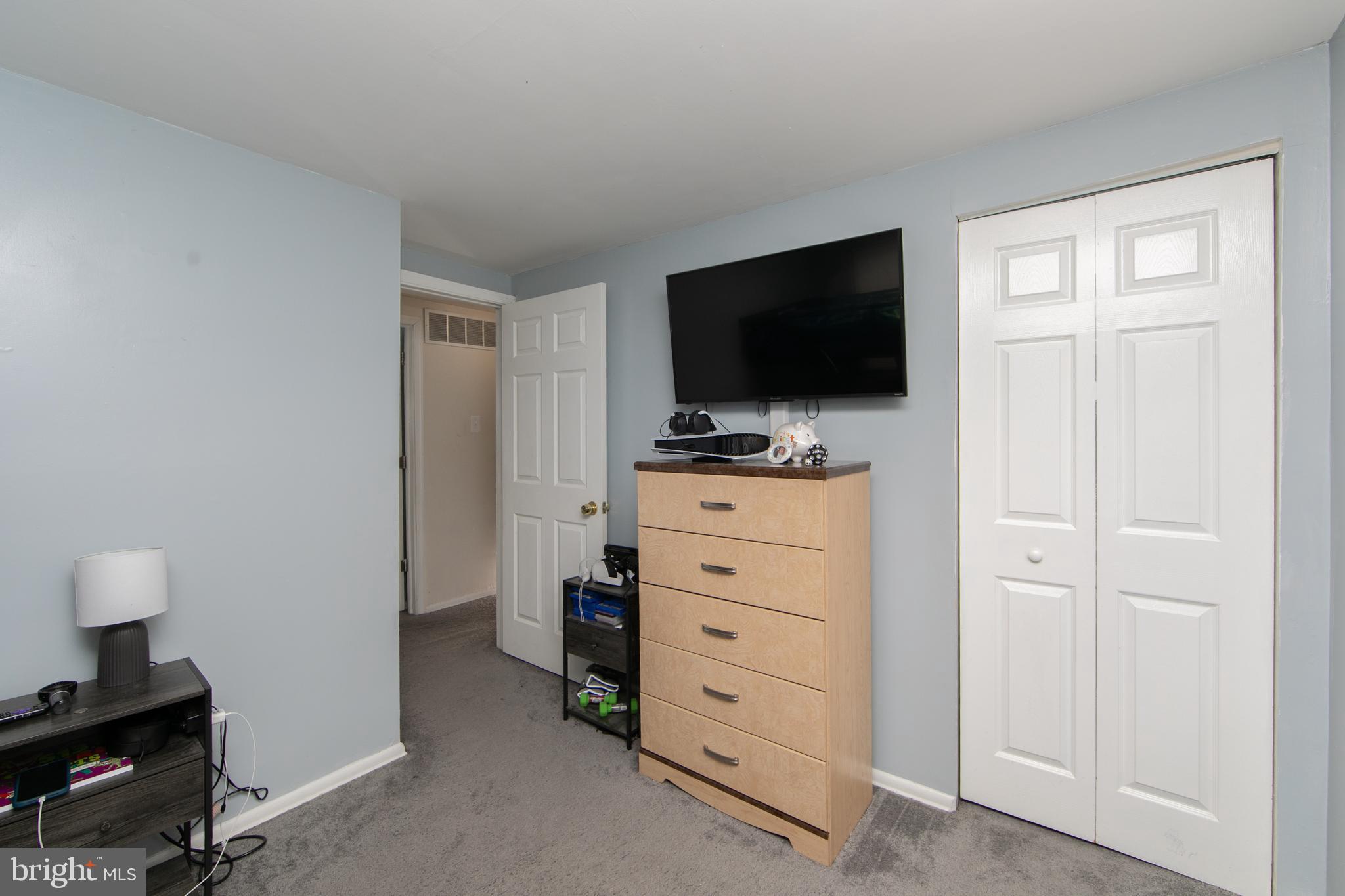 SHARON HILL - Residential