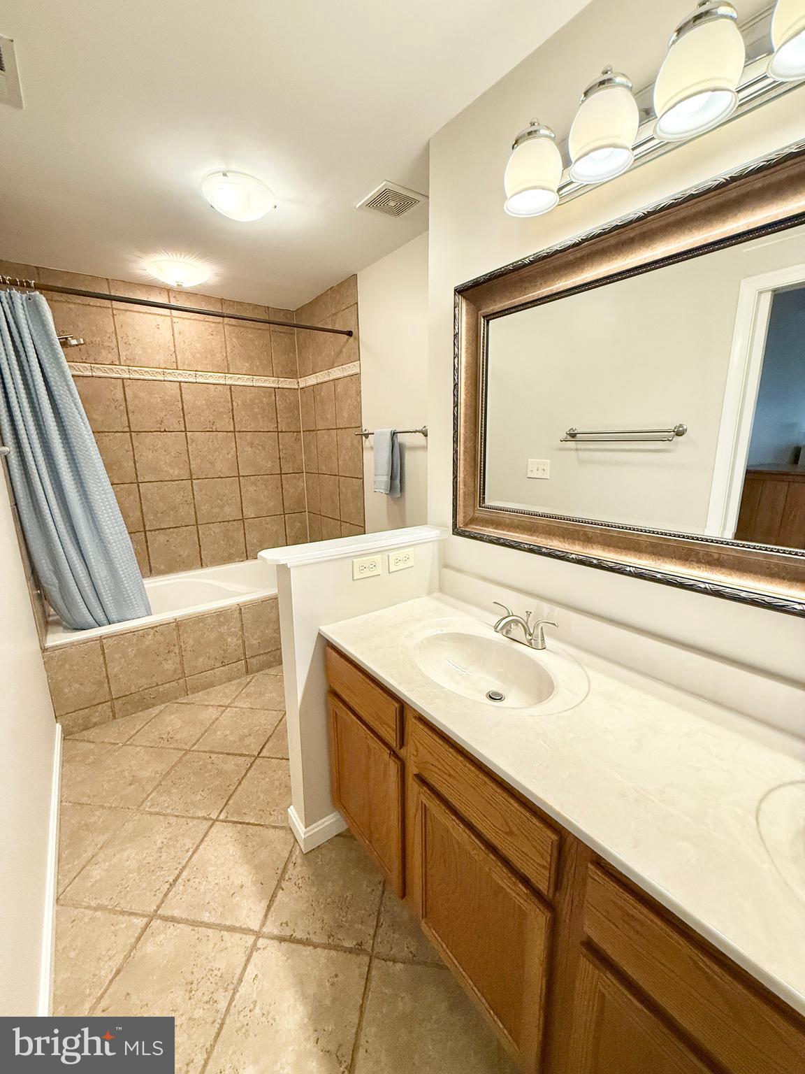 AQUIA HARBOUR - Residential