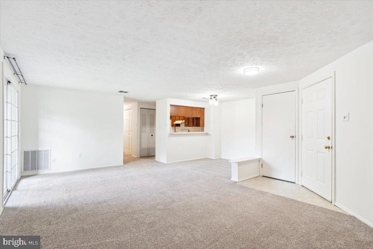 DAMASCUS GARDENS - Residential