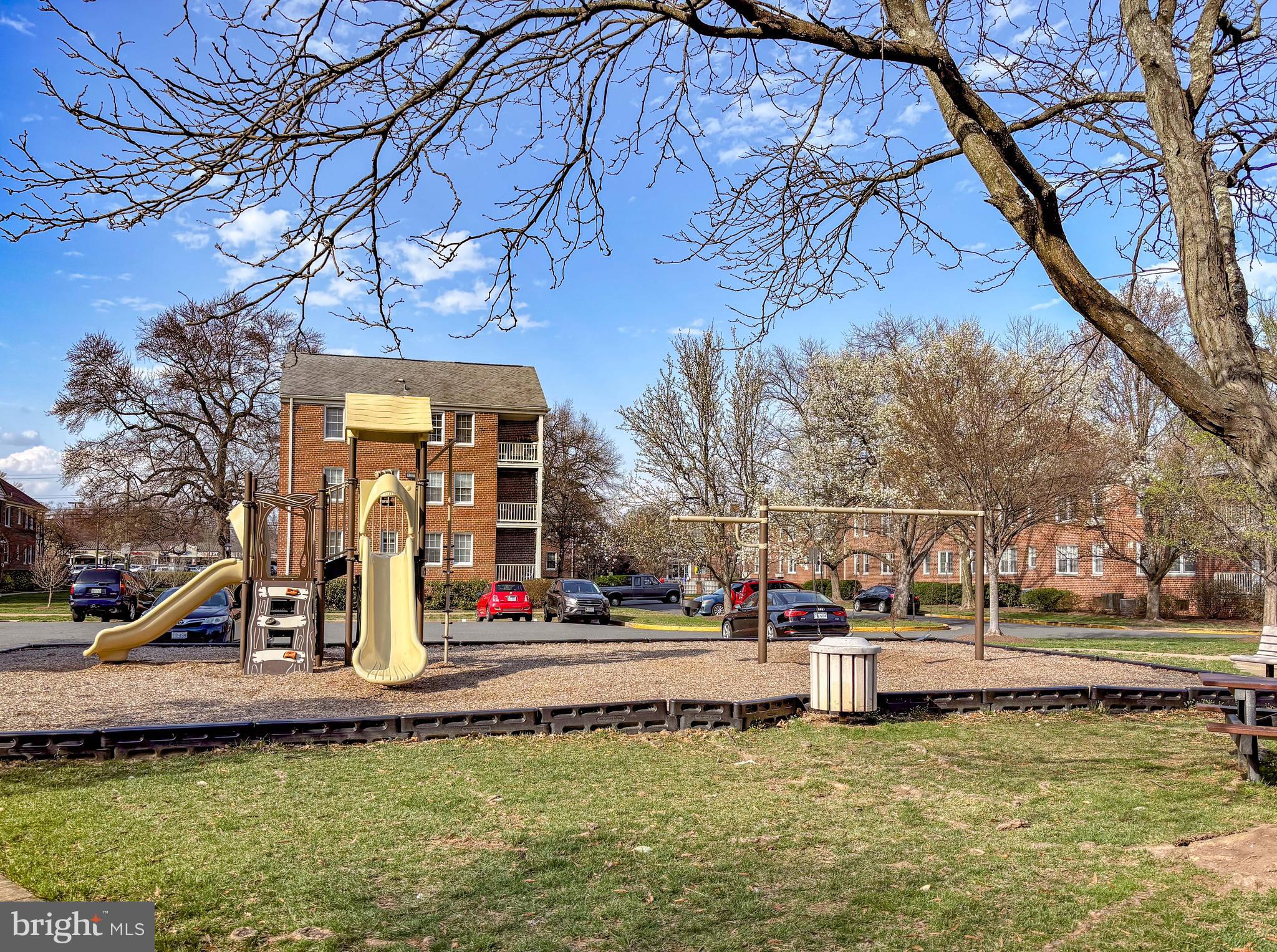 BELLE VIEW CONDOMINIUMS - Residential