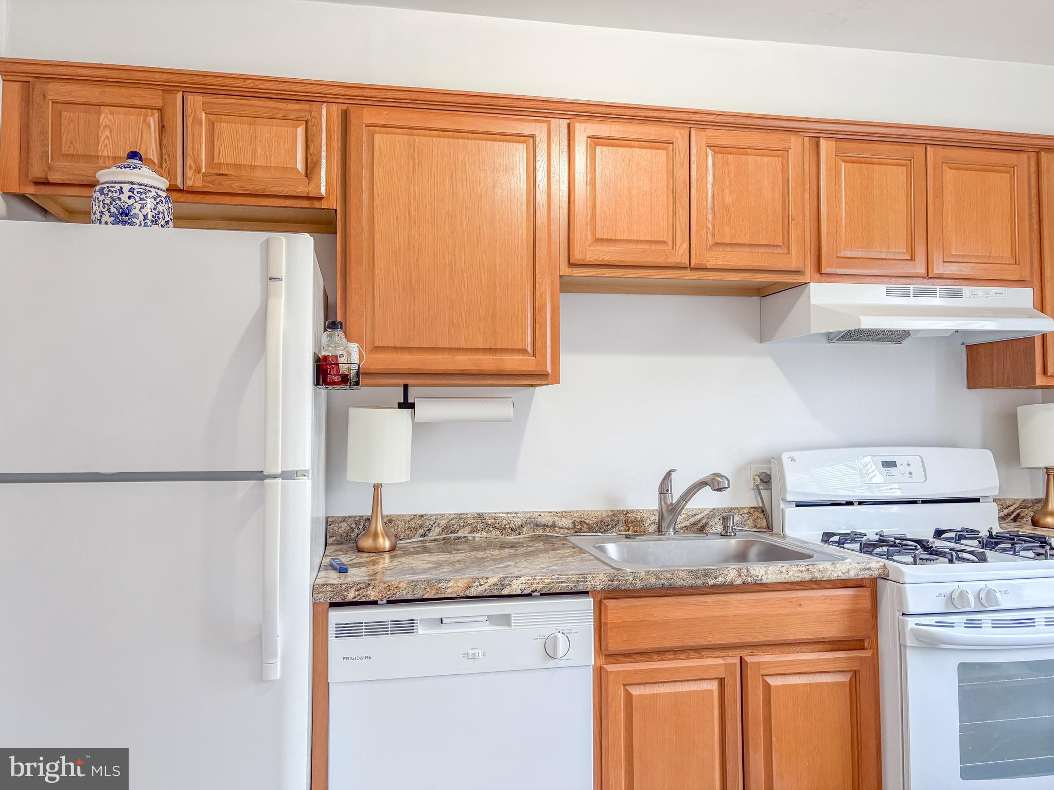 BELLE VIEW CONDOMINIUMS - Residential