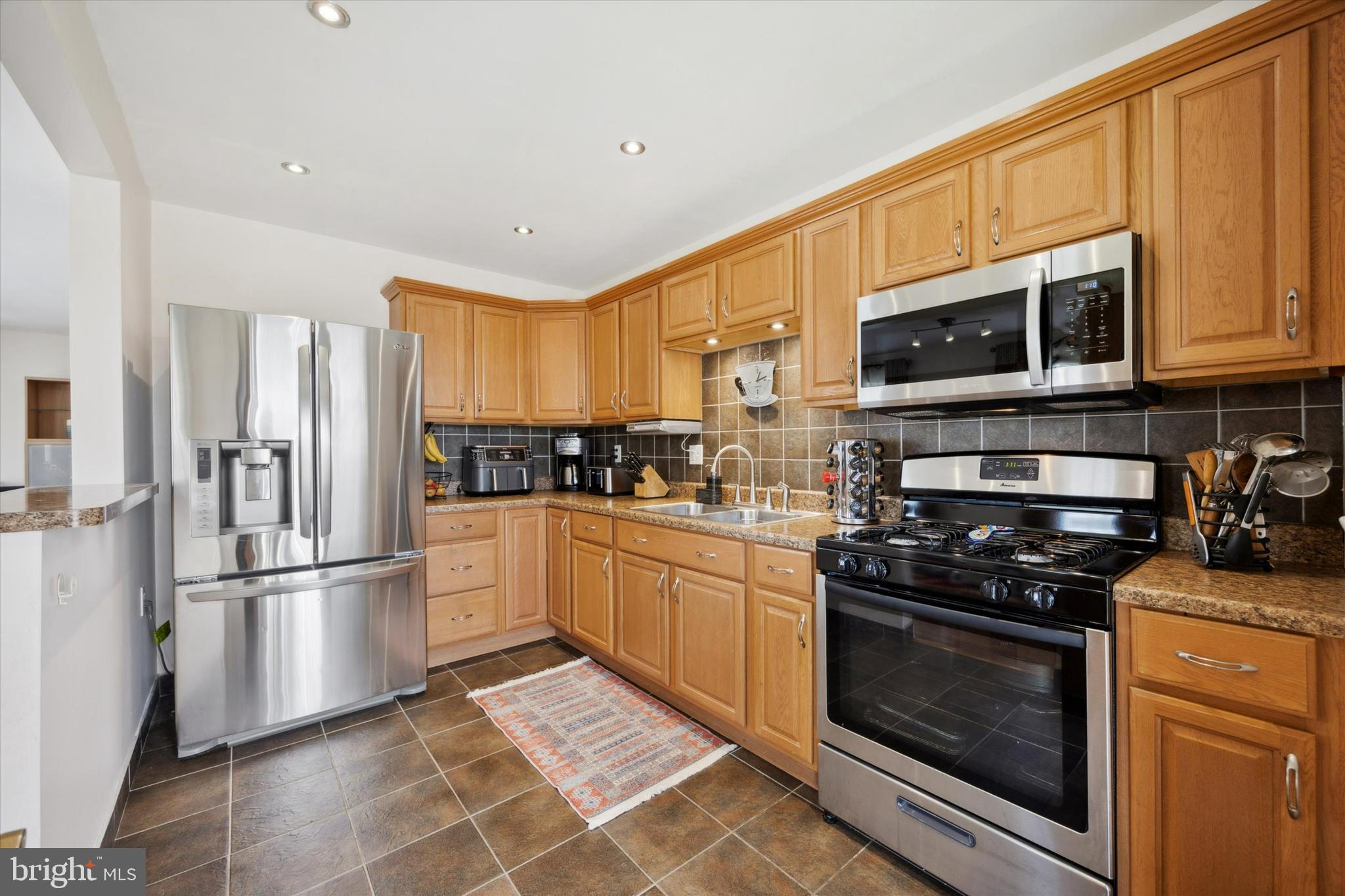 BUSTLETON - Residential