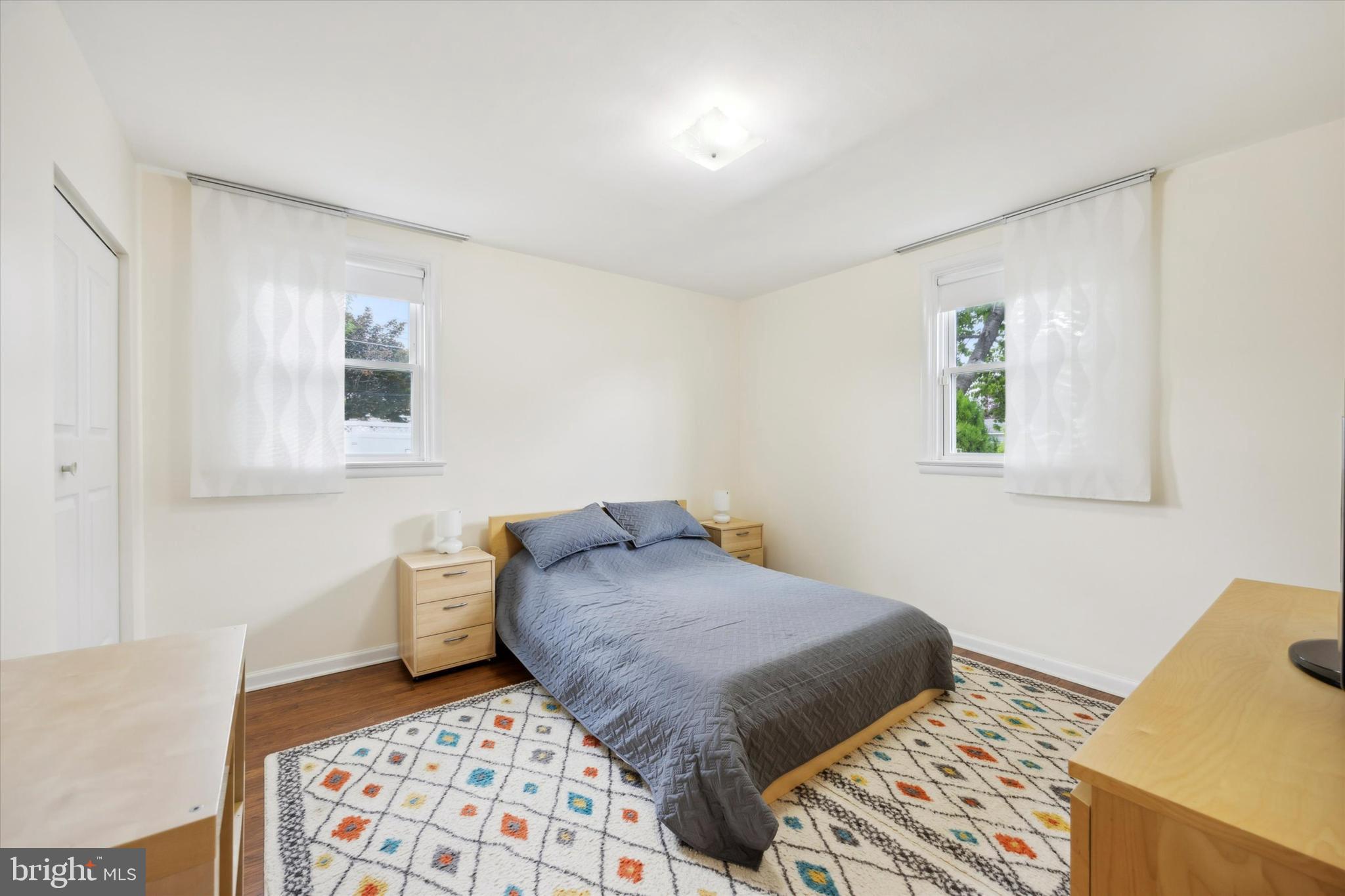 BUSTLETON - Residential