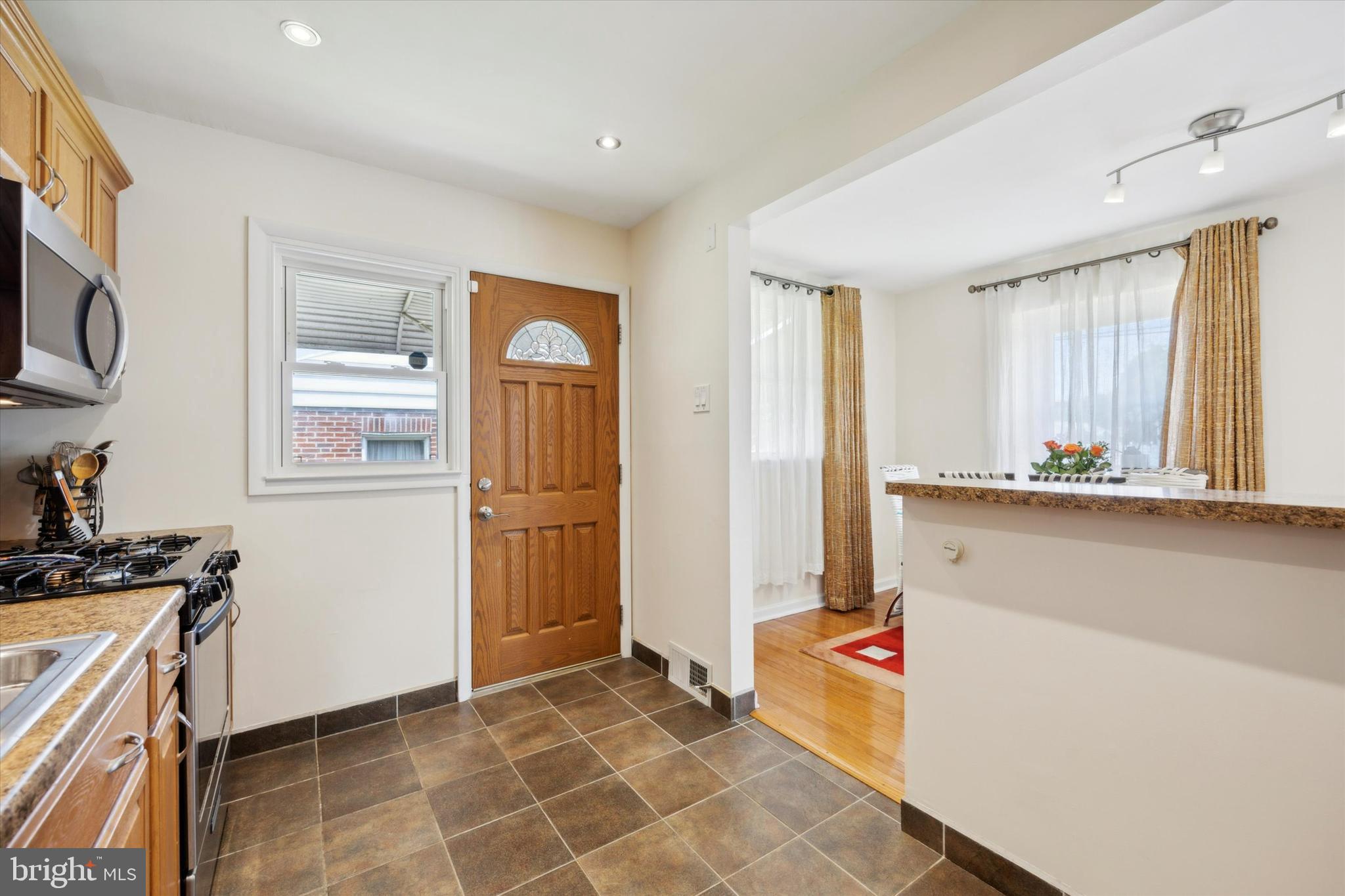 BUSTLETON - Residential