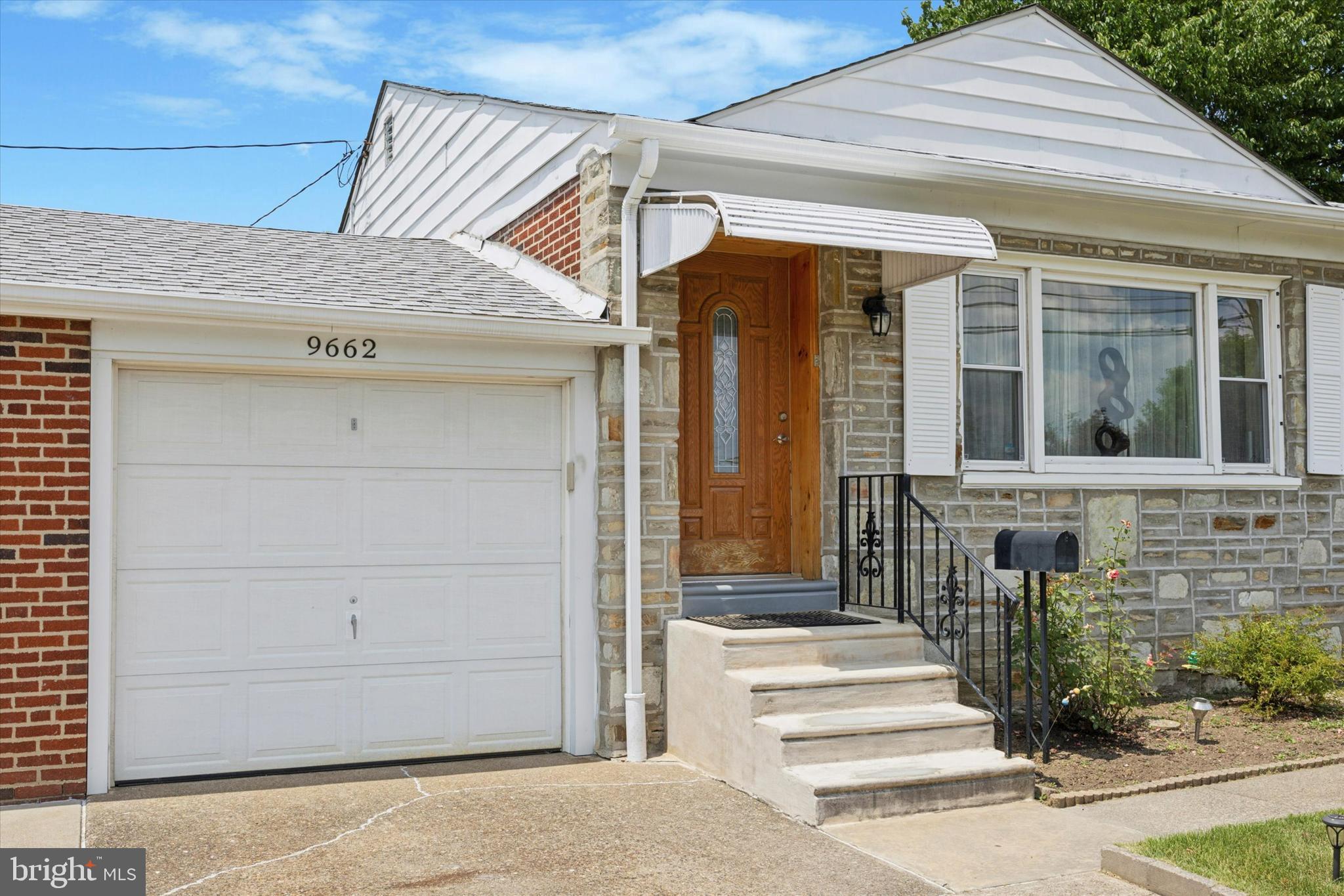 BUSTLETON - Residential