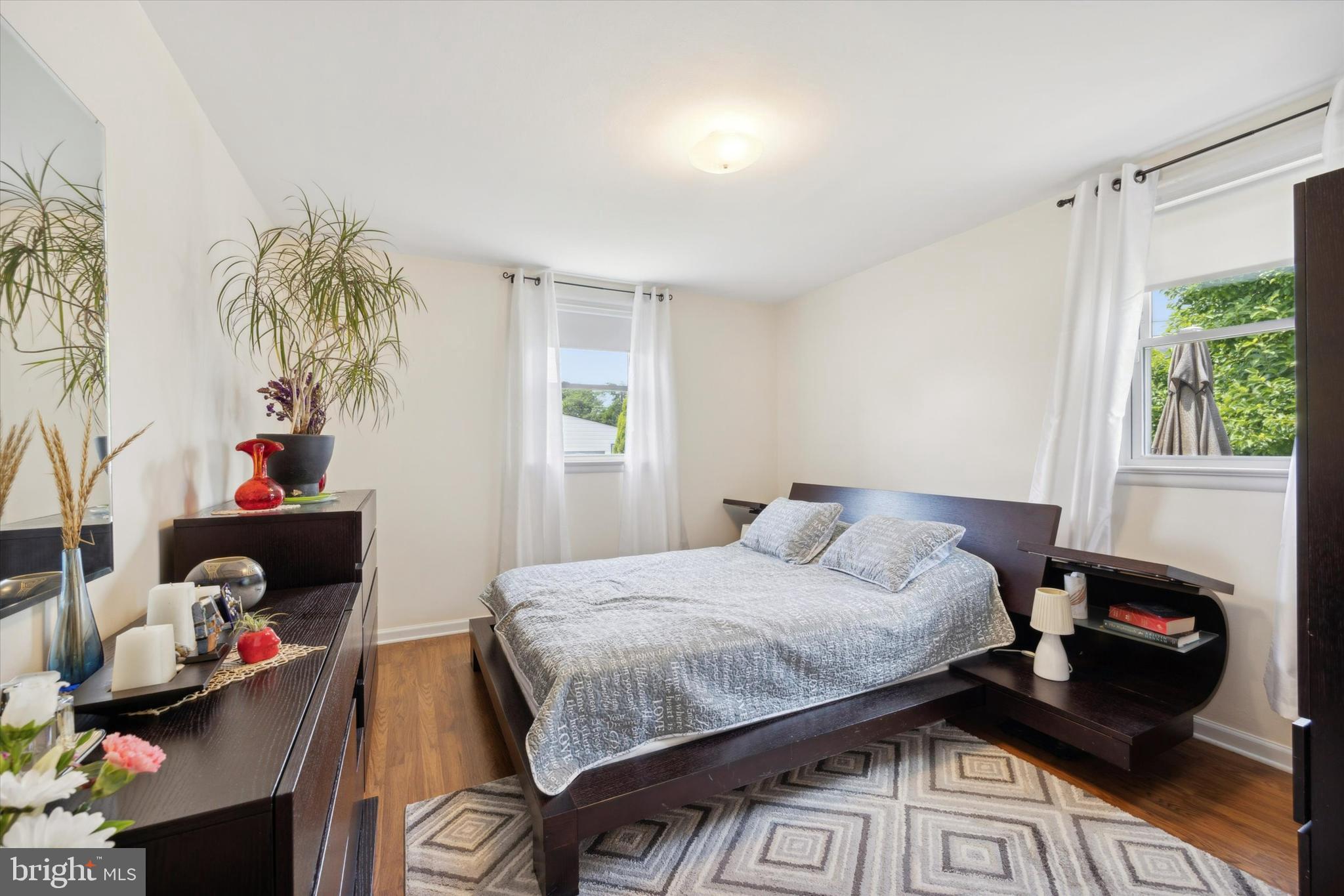 BUSTLETON - Residential