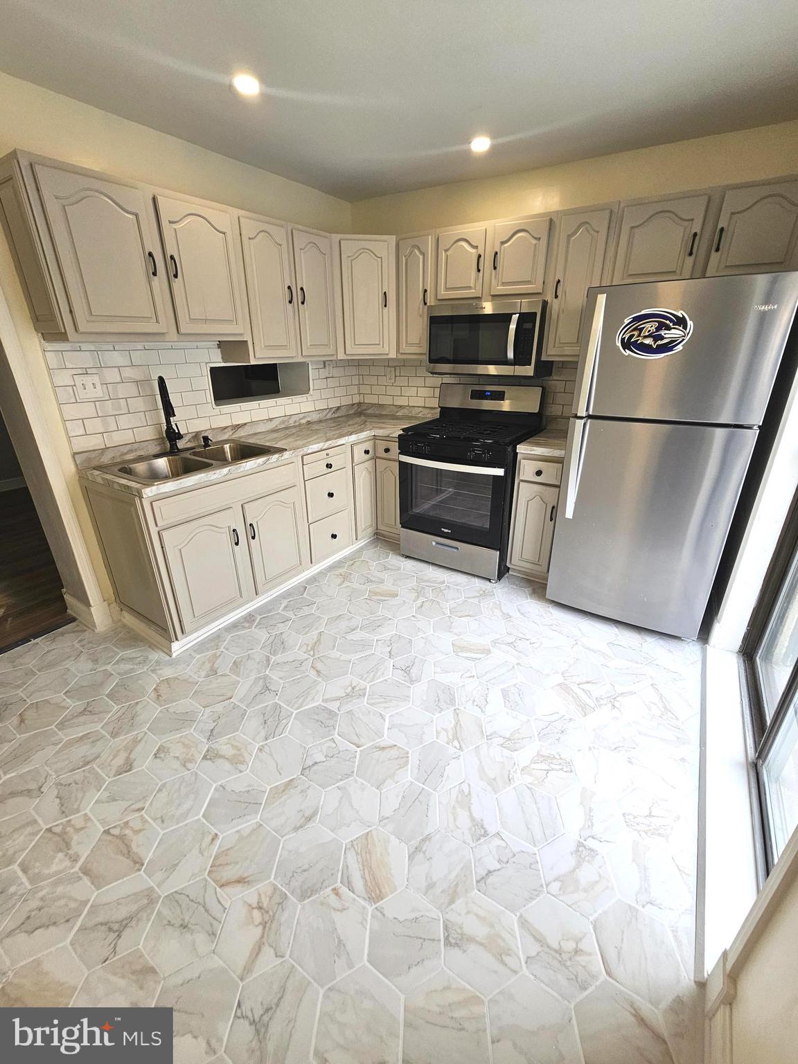 CANTON - Residential Lease
