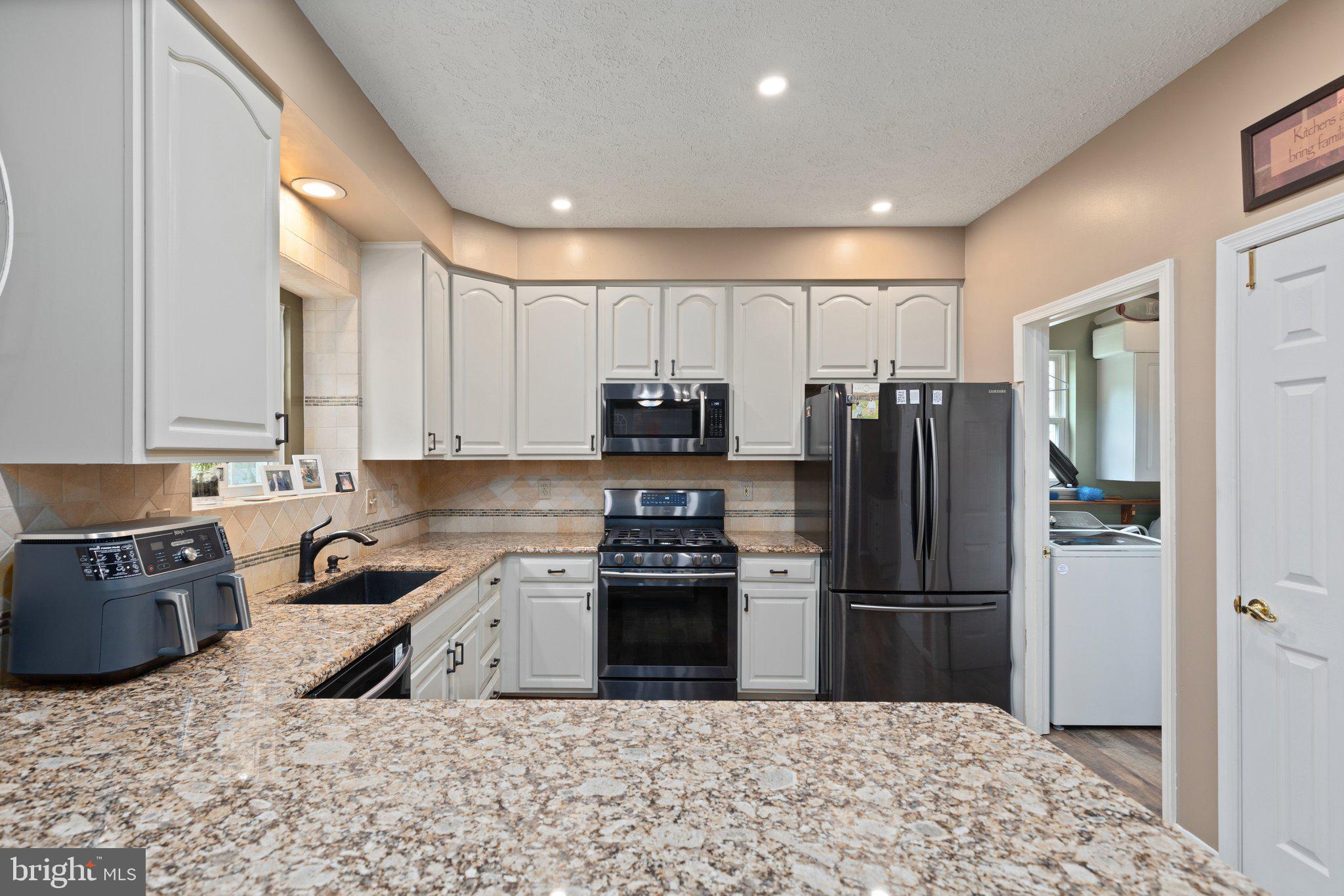 VILLAGE OF BYNUM RUN - Residential