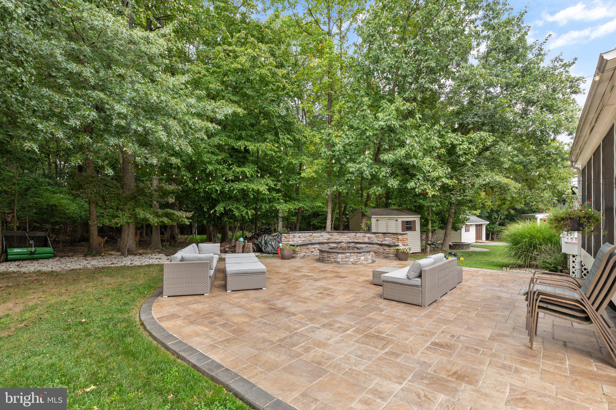 VILLAGE OF BYNUM RUN - Residential