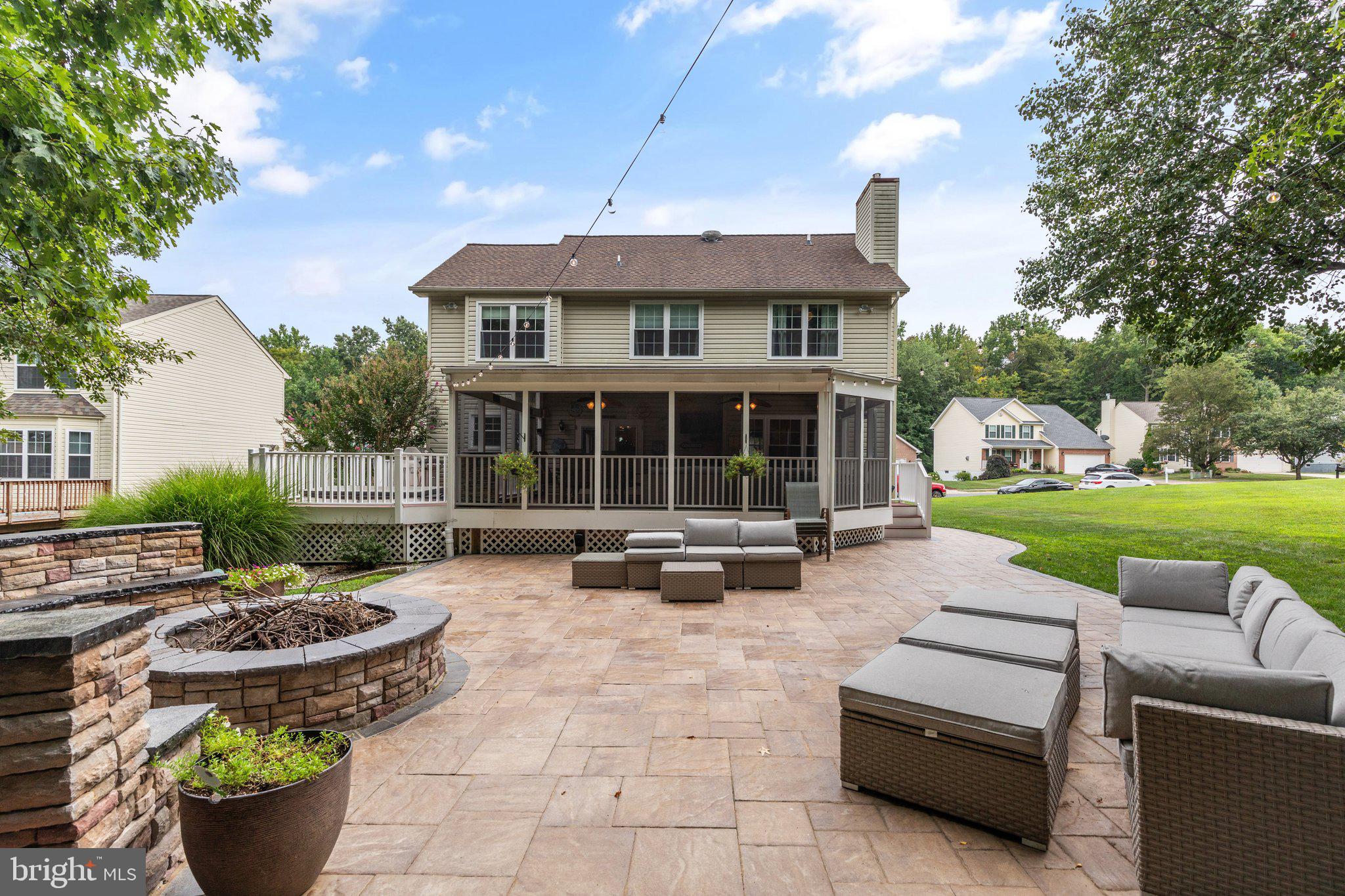 VILLAGE OF BYNUM RUN - Residential