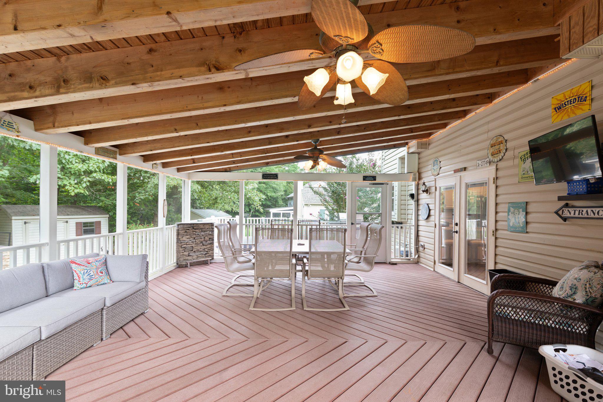 VILLAGE OF BYNUM RUN - Residential