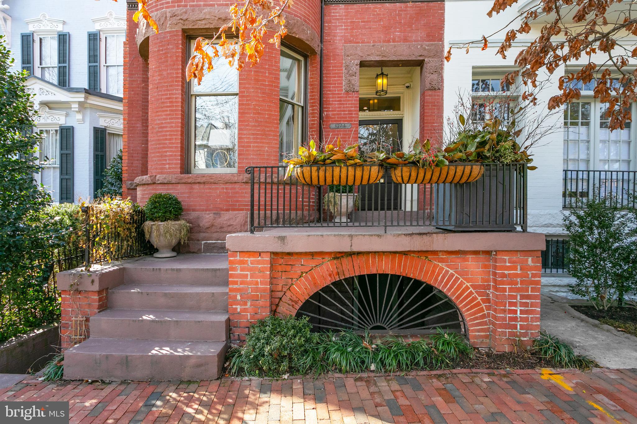 GEORGETOWN - Residential