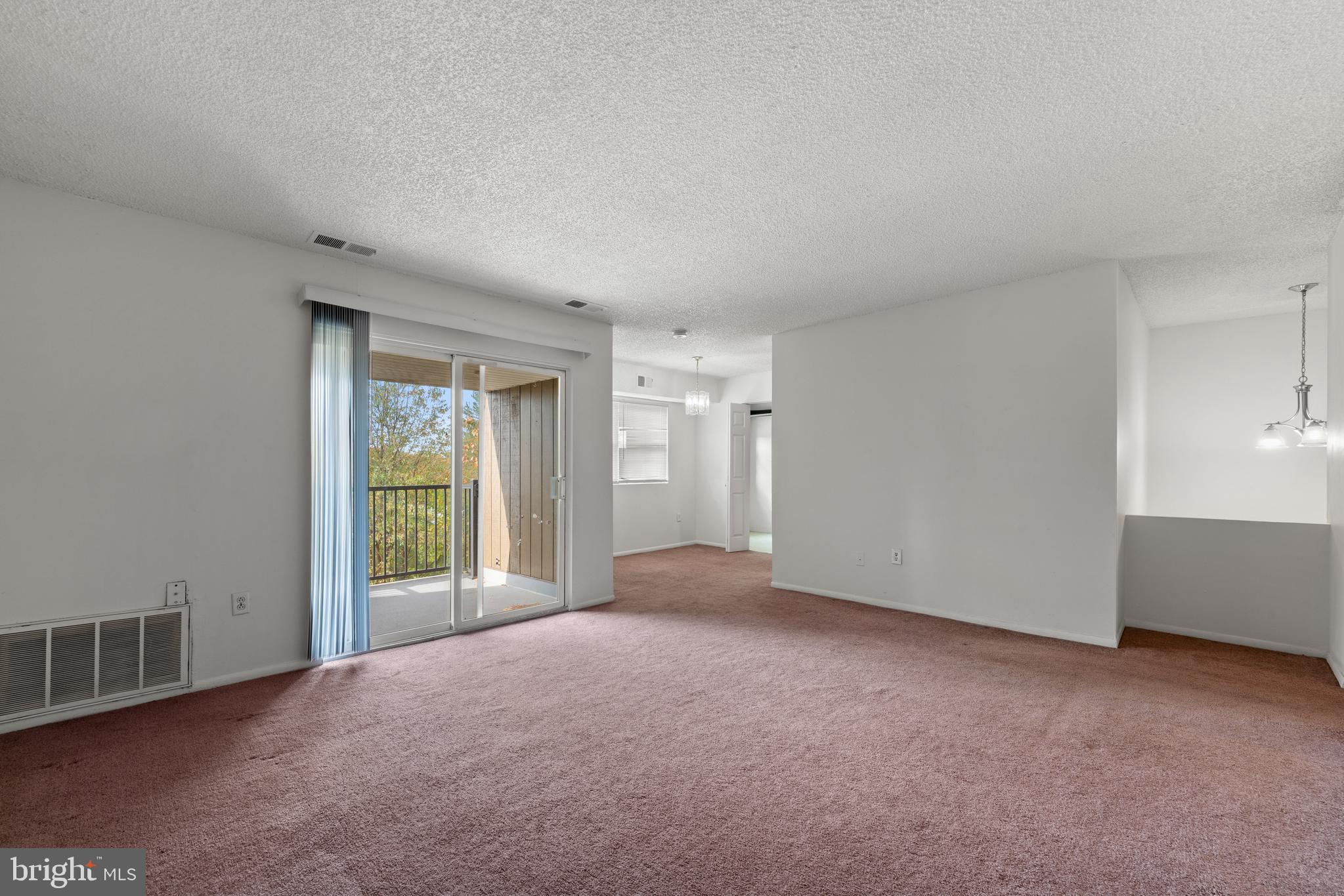 THE MEADOWS - Residential Lease