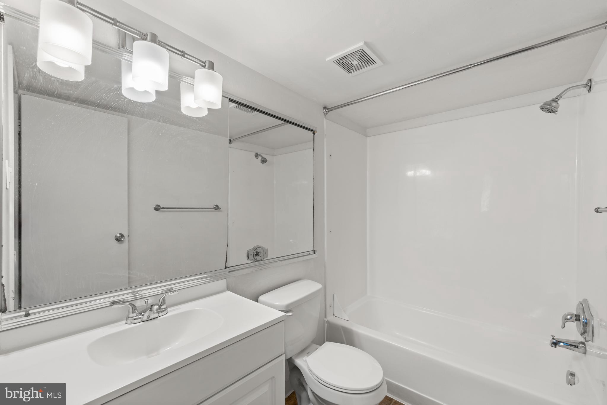 THE MEADOWS - Residential Lease