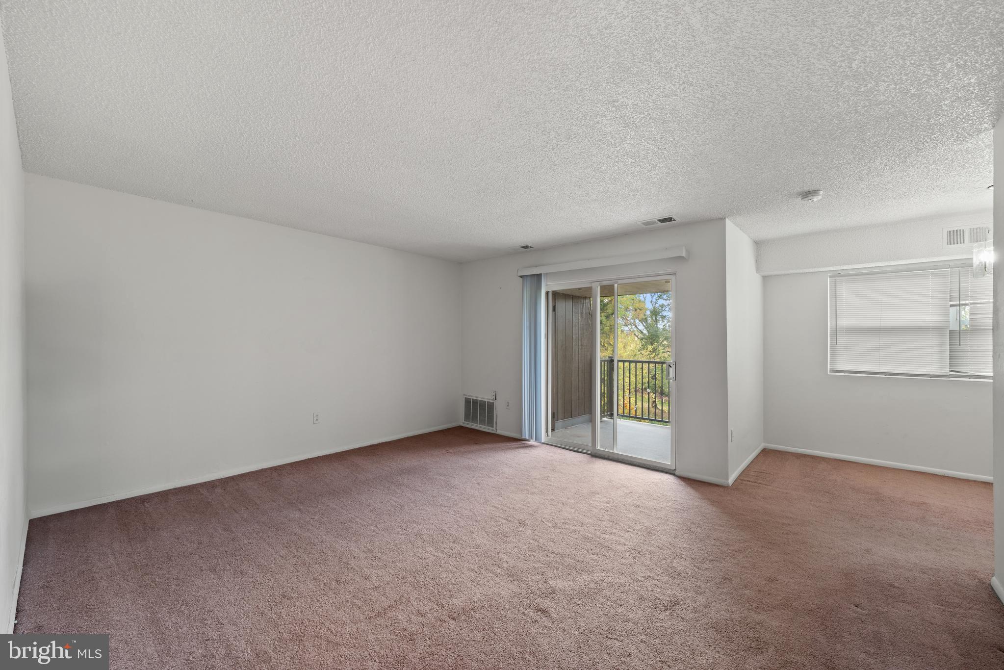 THE MEADOWS - Residential Lease