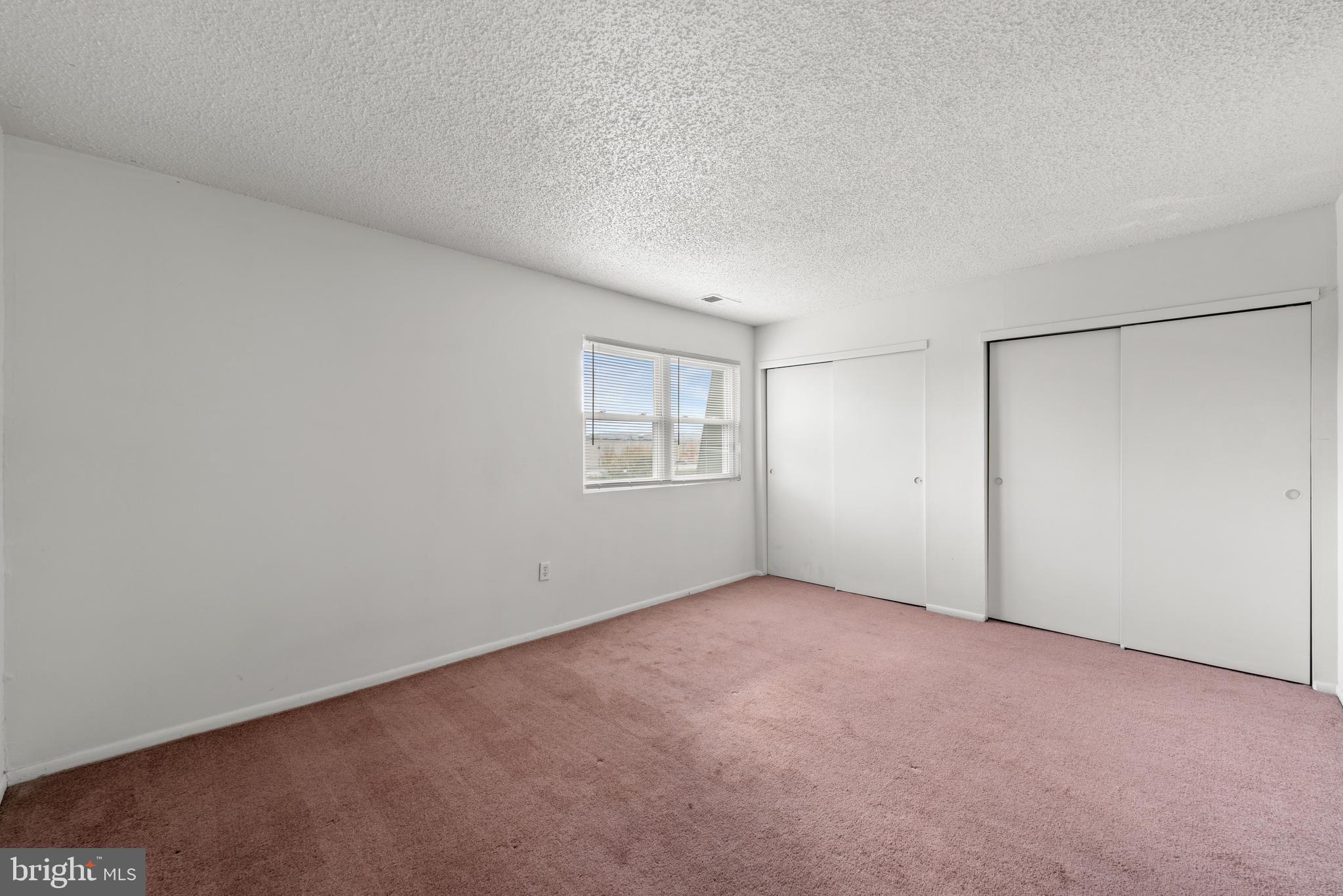 THE MEADOWS - Residential Lease