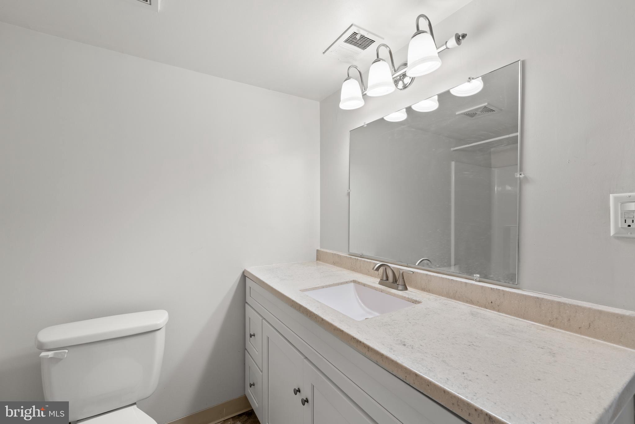 THE MEADOWS - Residential Lease