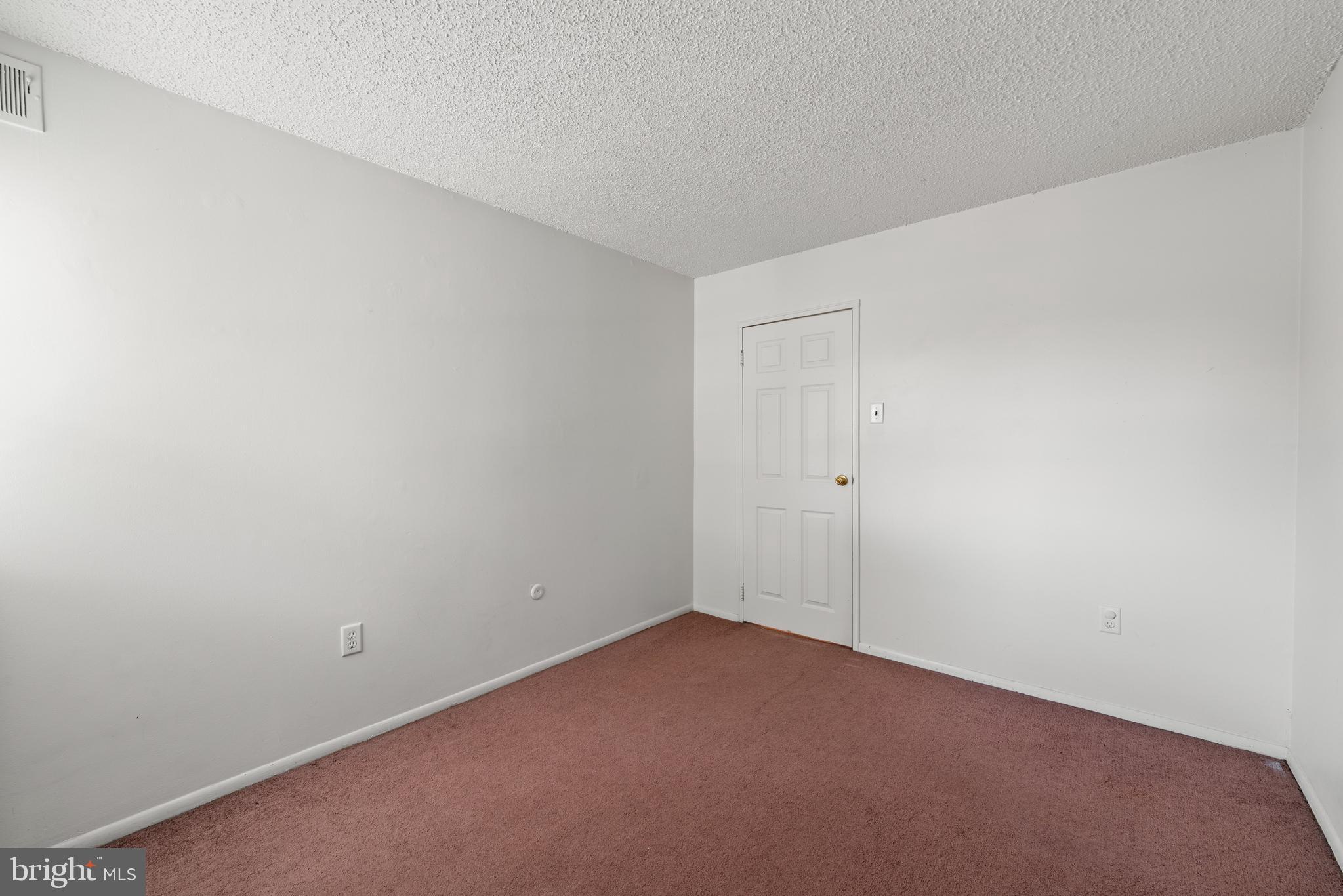 THE MEADOWS - Residential Lease